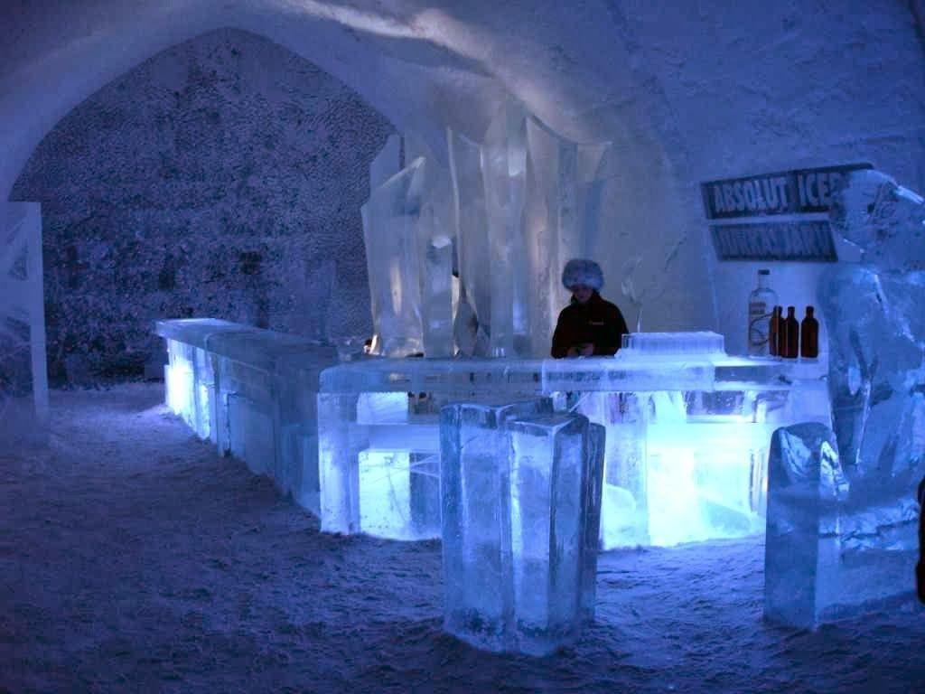 1024x768 ice hotel Sweden wallpaper