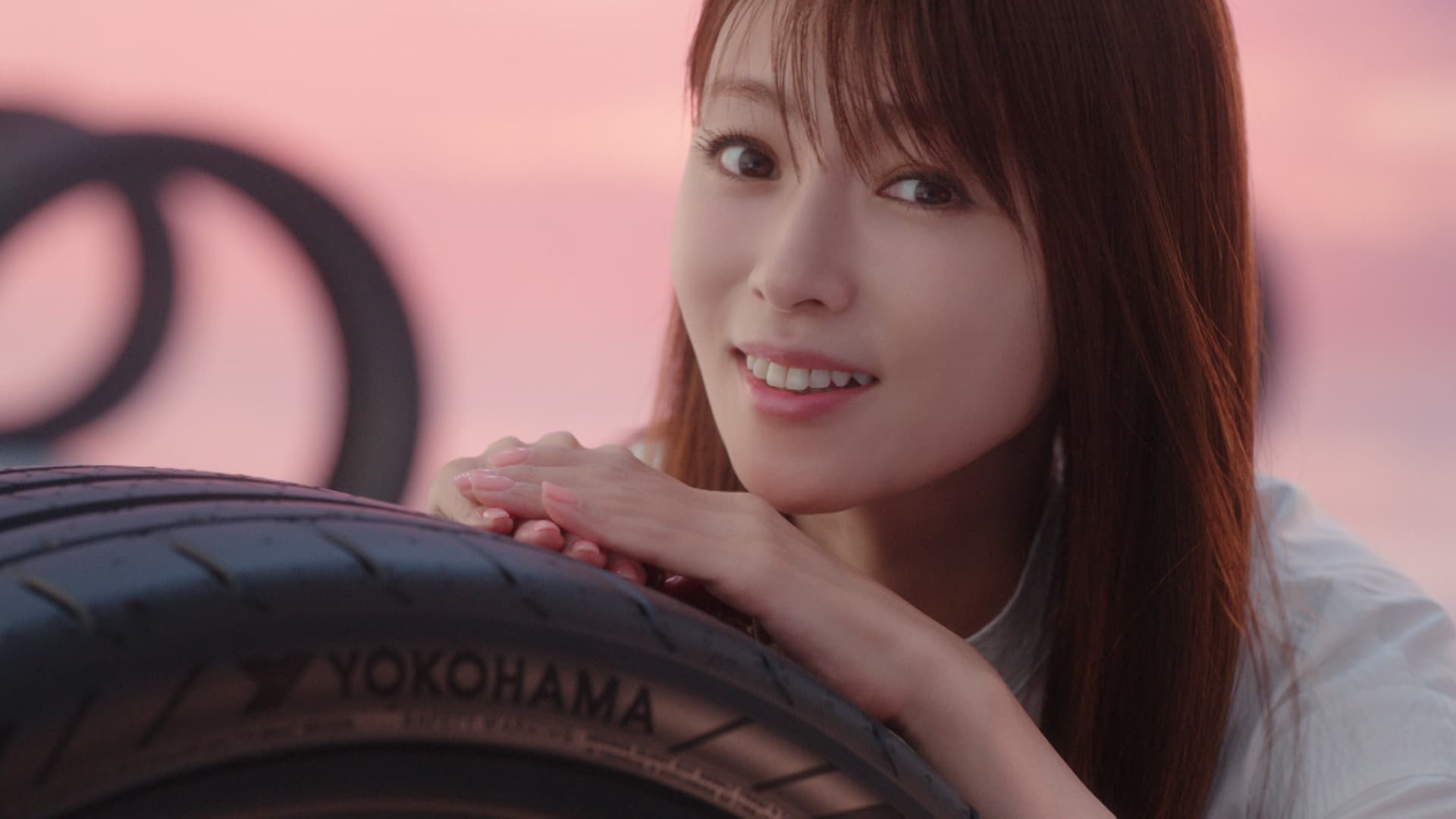 1920x1080 Kyoko Fukada Beautiful Smile with her Beautiful Dress Delighted her Fans!