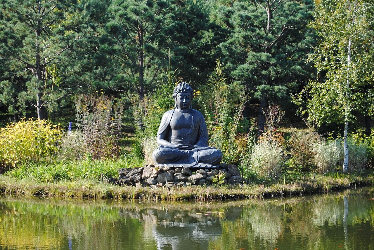 1280x857 Buddha Deity Himalayan Park