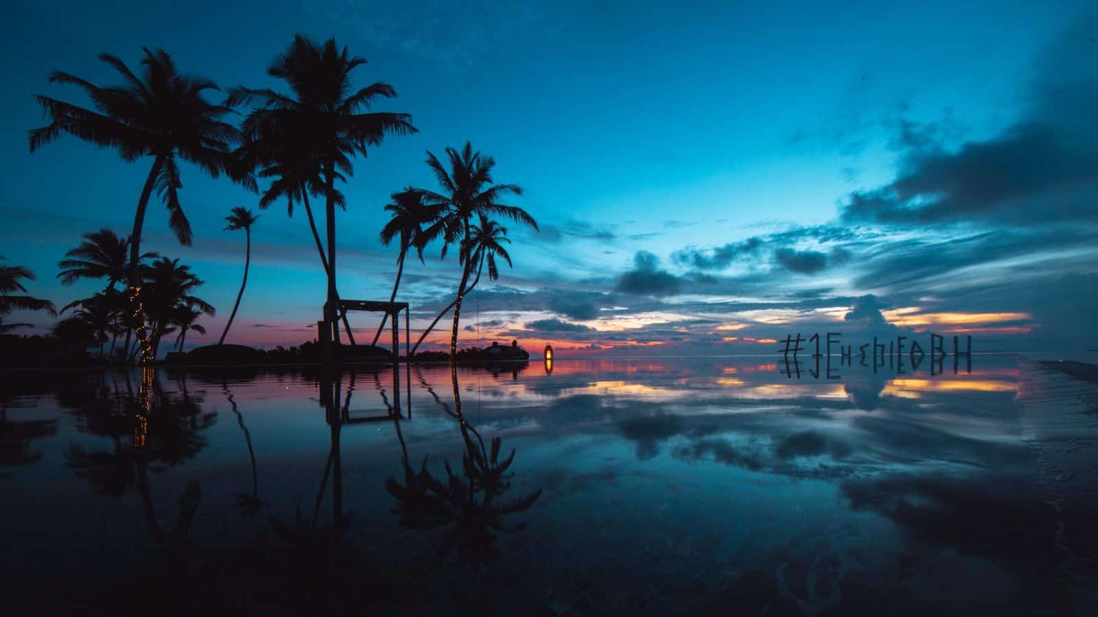 1600x900 Wallpaper HD