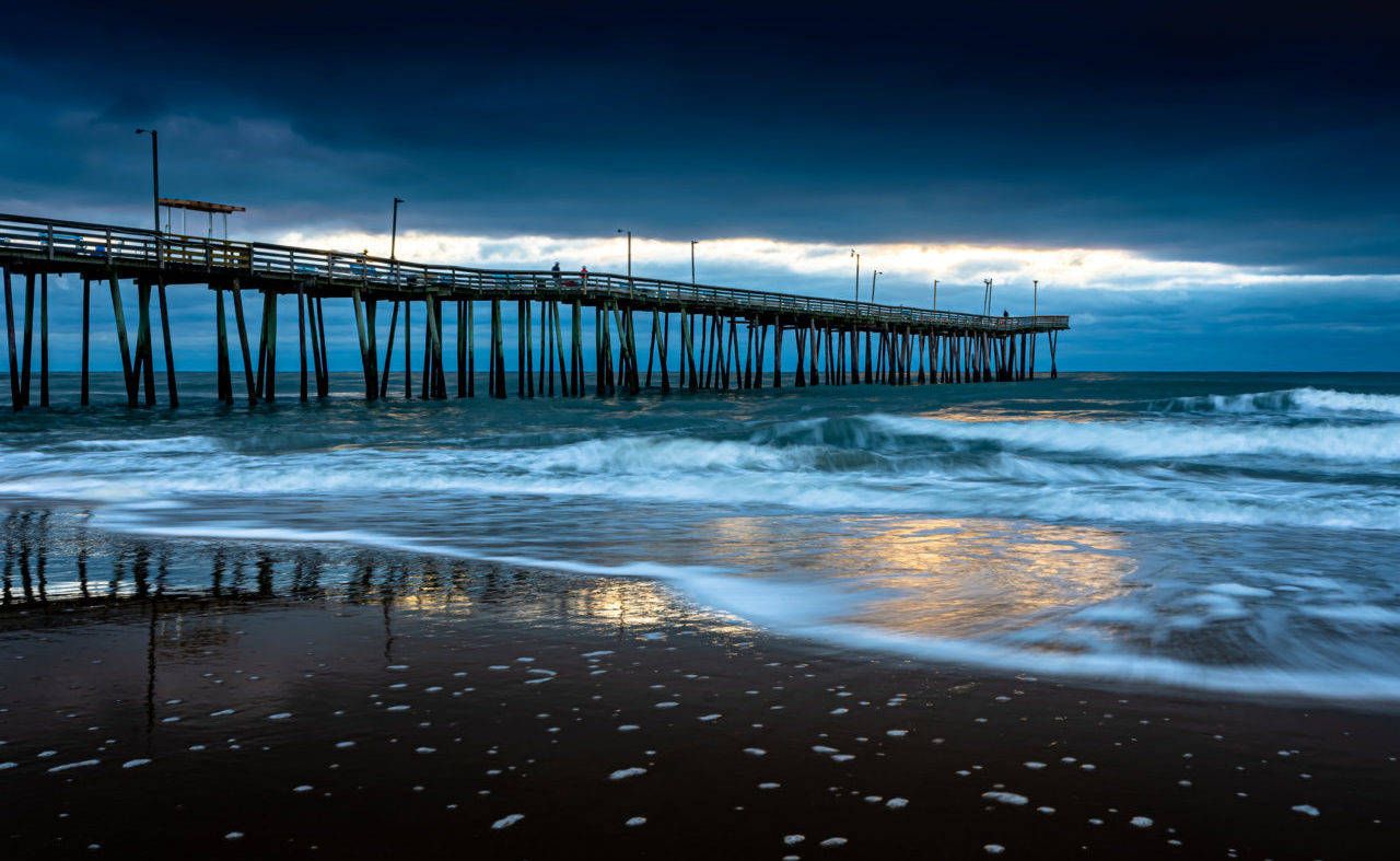 1280x787 Download Peaceful Fishing Pier at Virginia Beach Near Chesapeake Wallpaper