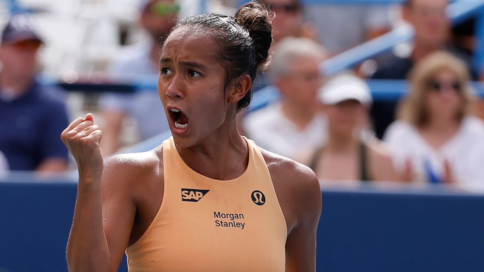 1600x900 Leylah Fernandez beats Anna Kalinskaya to clinch Washington title after near Emma Raducanu rematch