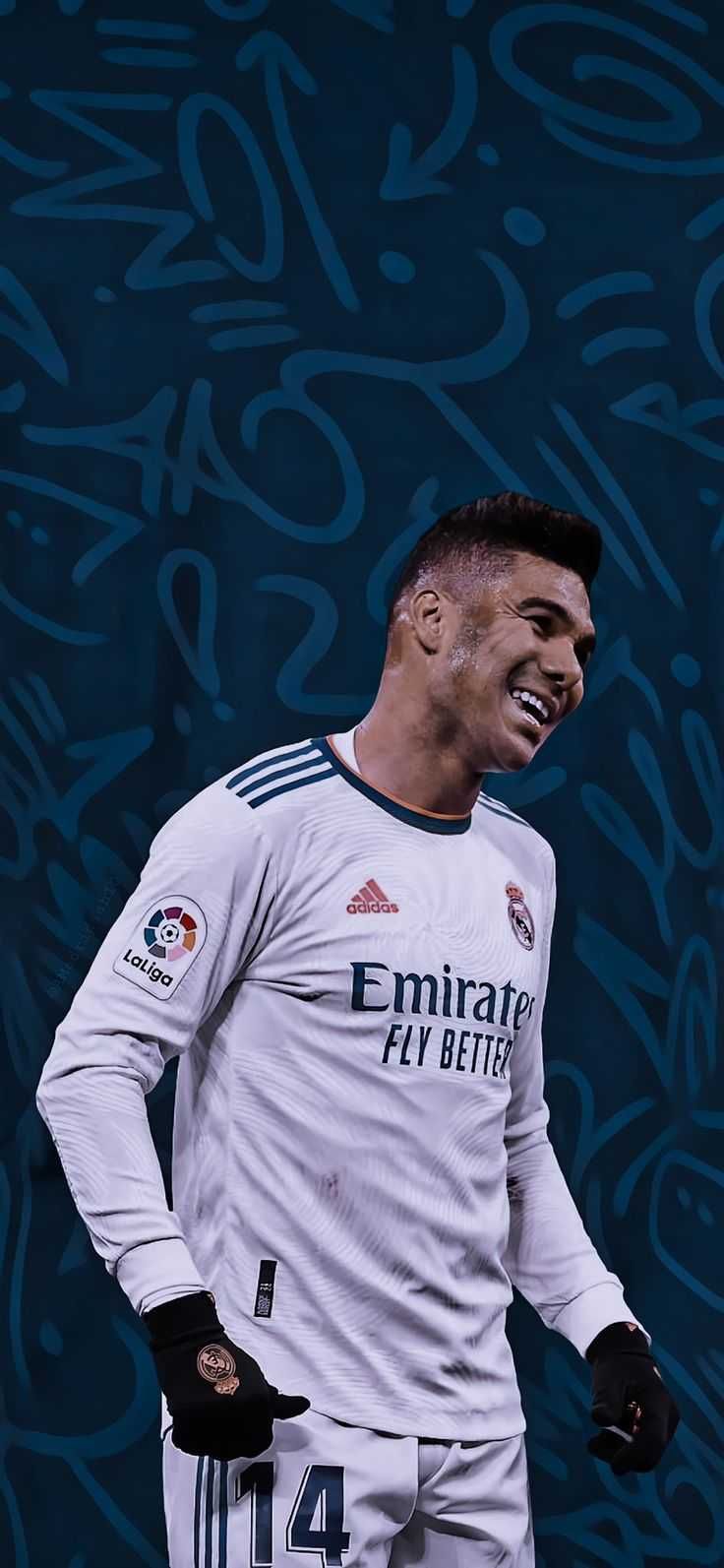 736x1593 Casemiro Wallpaper