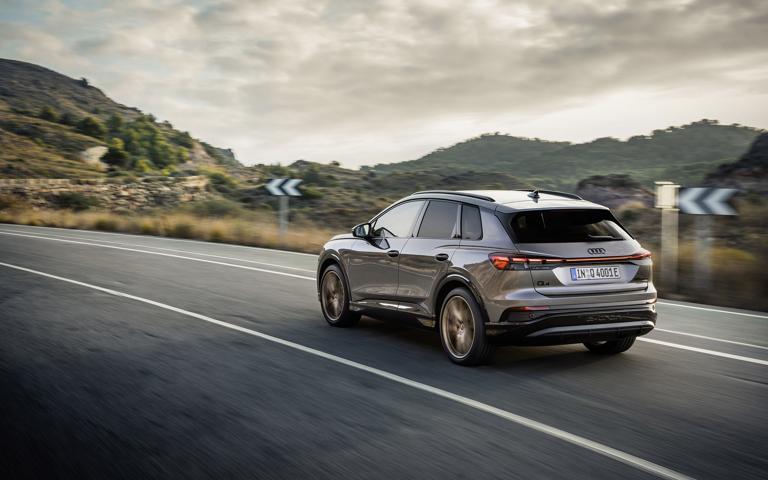 2560x1600 Audi Q4 E Tron Desktop HD Wallpaper