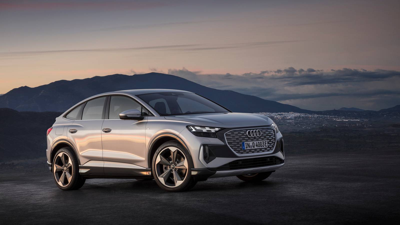 1600x900 Audi Q4 Sportback E Tron
