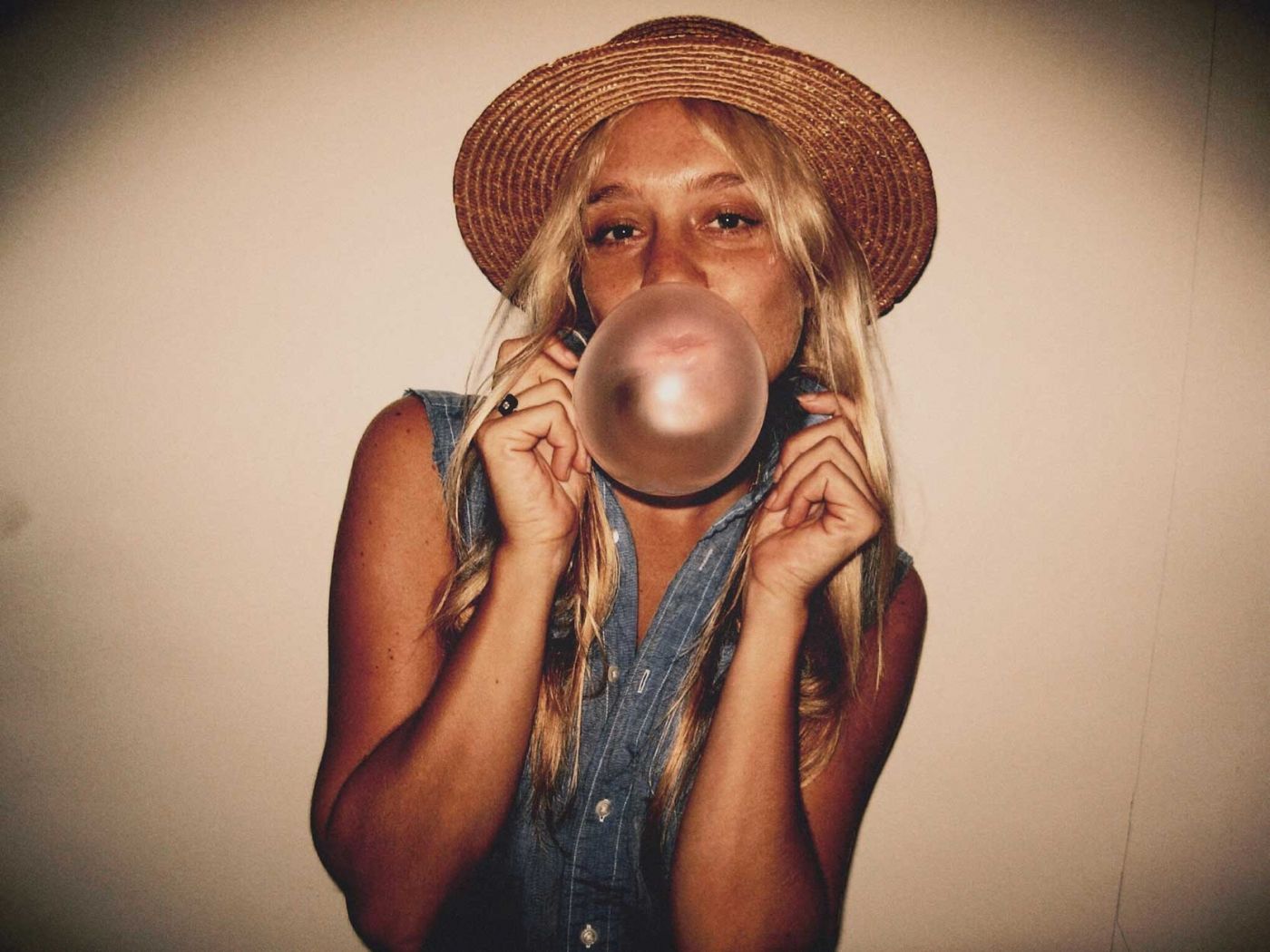 1400x1050 The Best Denim Pics in Chloë Sevigny's Cool New Book