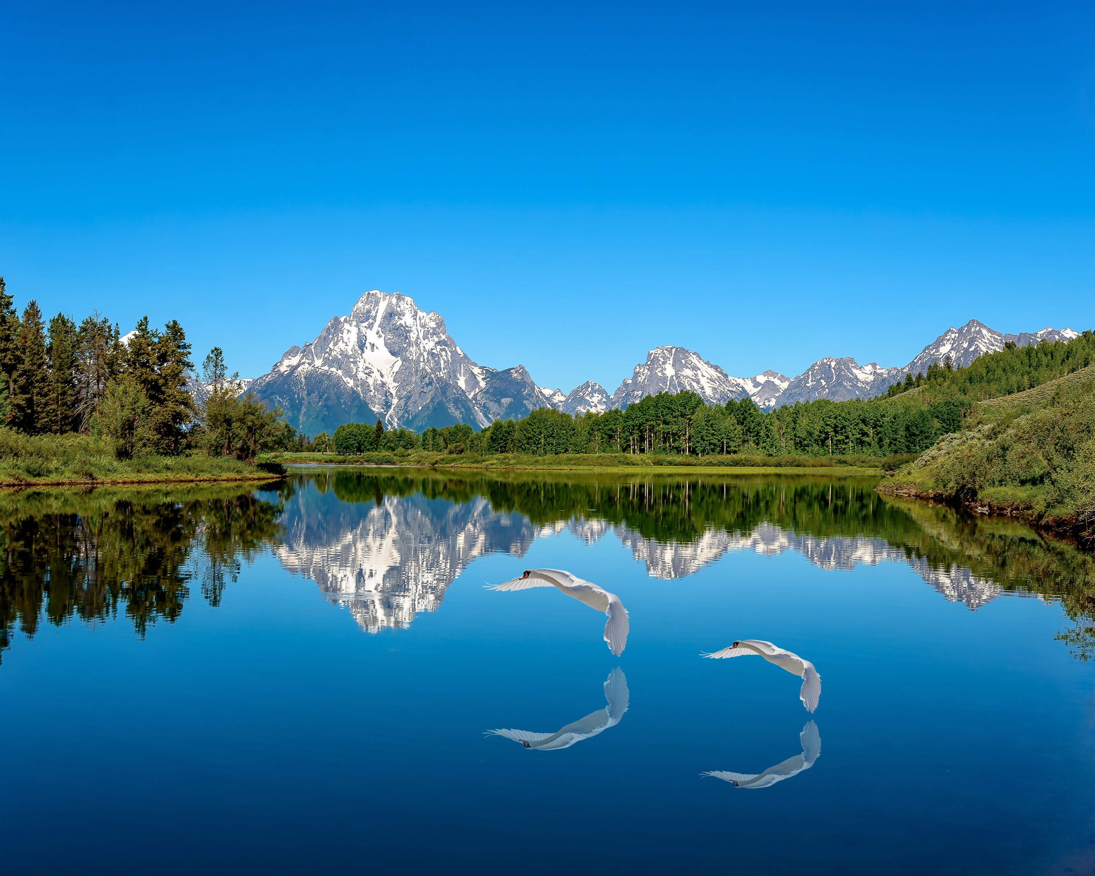 3750x3000 Lake Wallpaper 4K, Blue aesthetic, Mountains