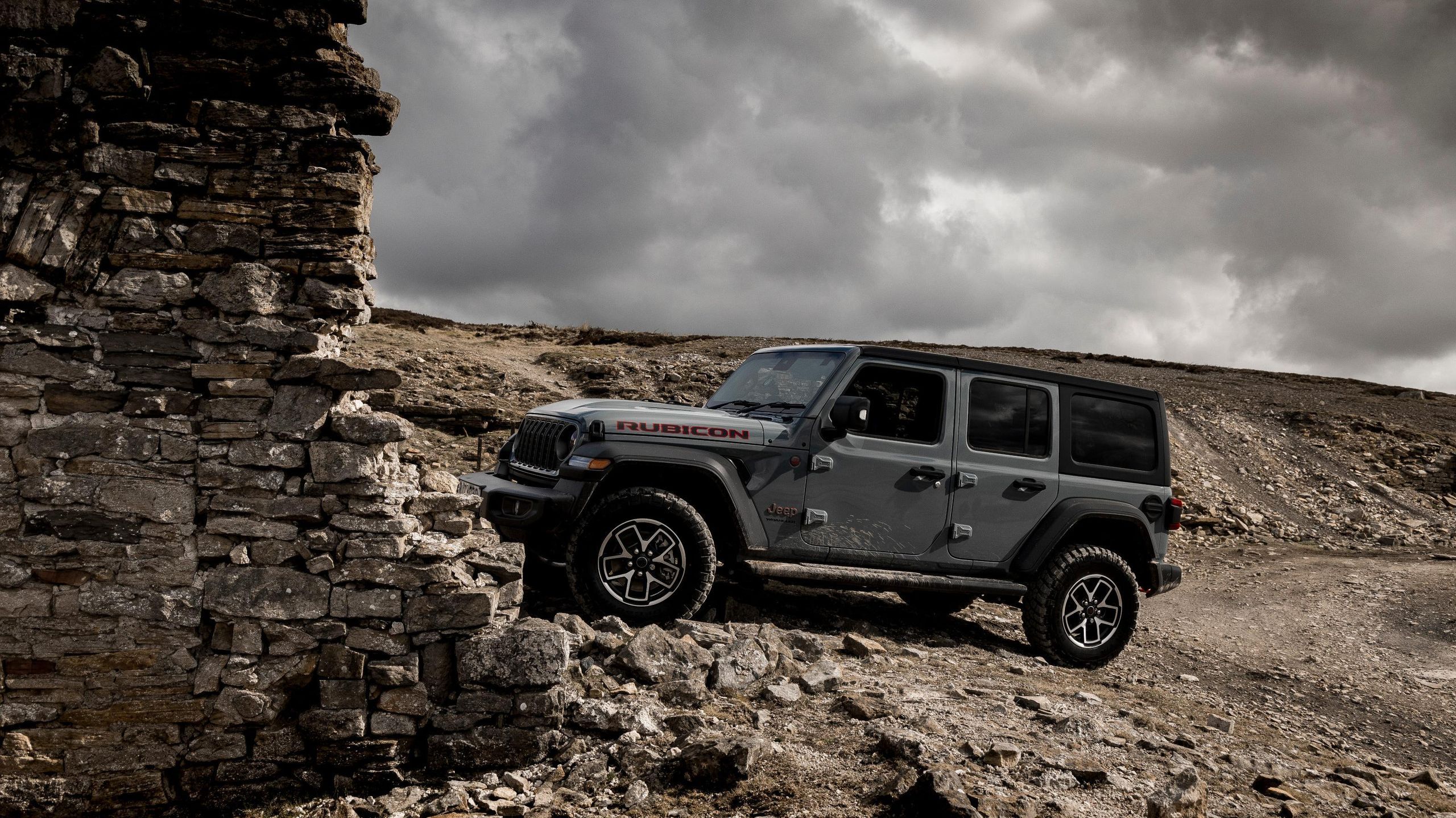 2560x1440 Jeep Wrangler Rubicon: a cult classic reviewed. Wallpaper*