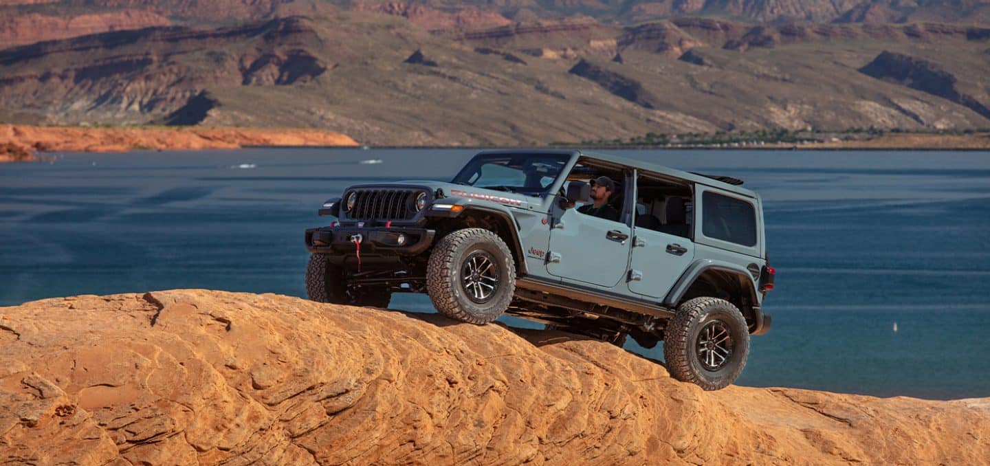 1440x678 Jeep® Wrangler Photo & Video Gallery