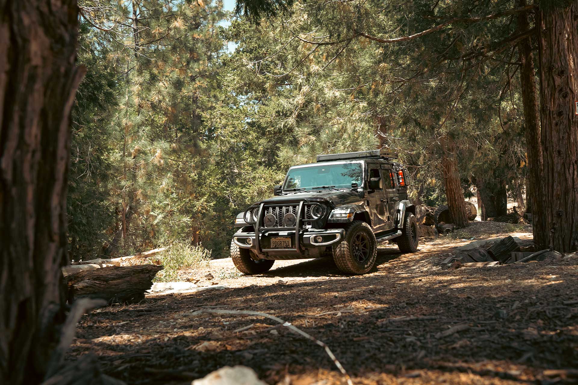 1920x1280 Trail Built Jeep Wrangler Sahara 4XE. Hardrock Offroad H109