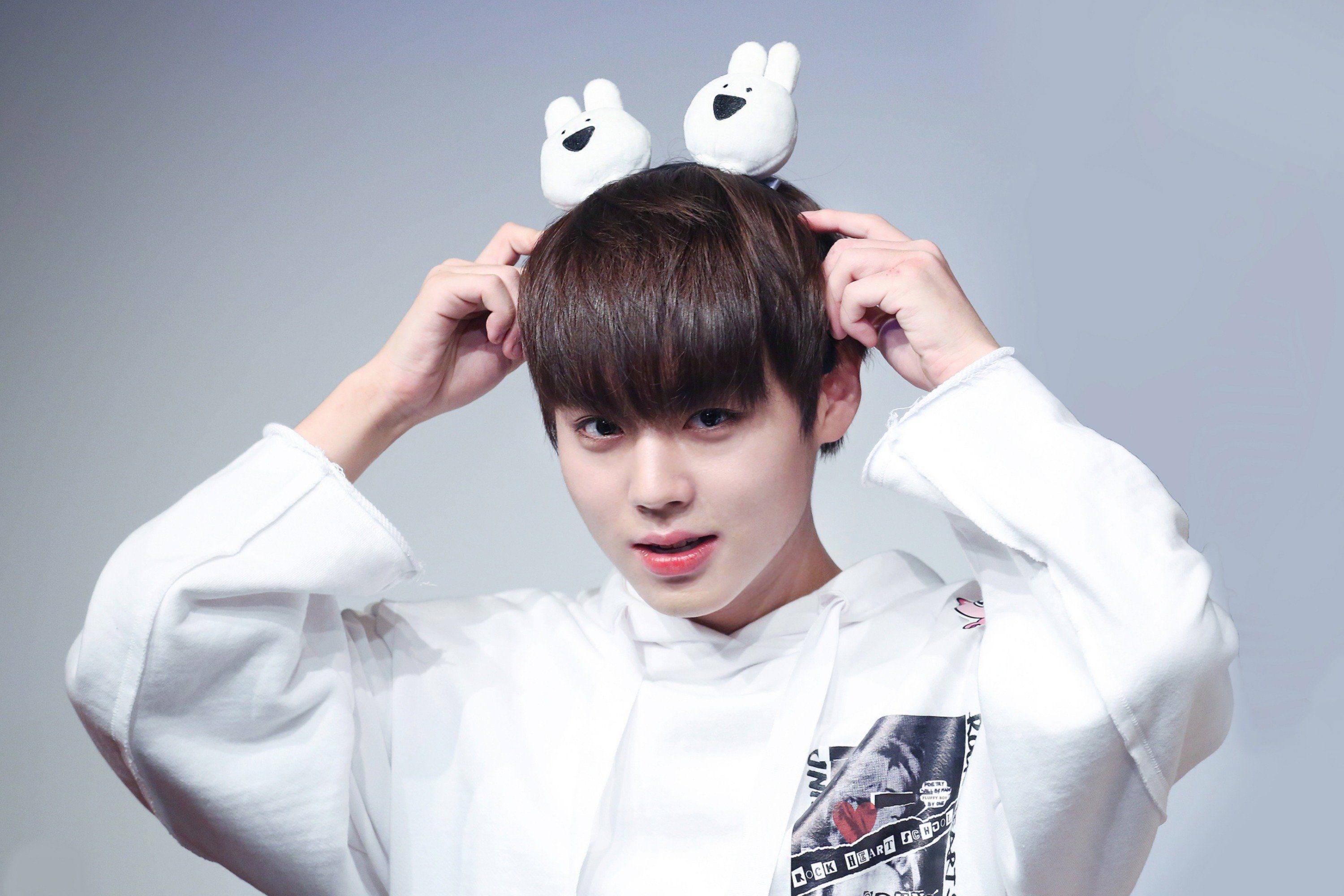3000x2000 Park Ji Hoon Wallpaper