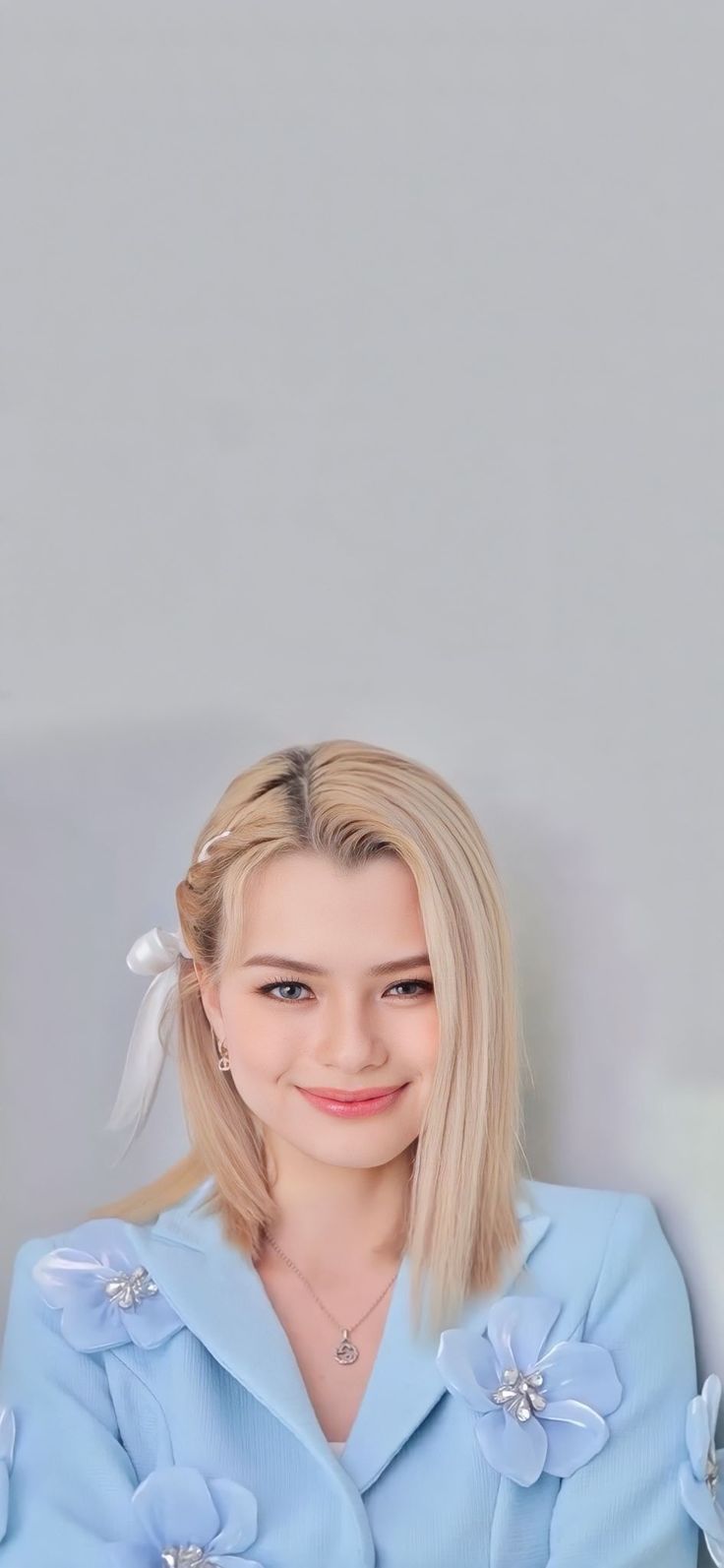 736x1593 Becky Armstrong Wallpaper