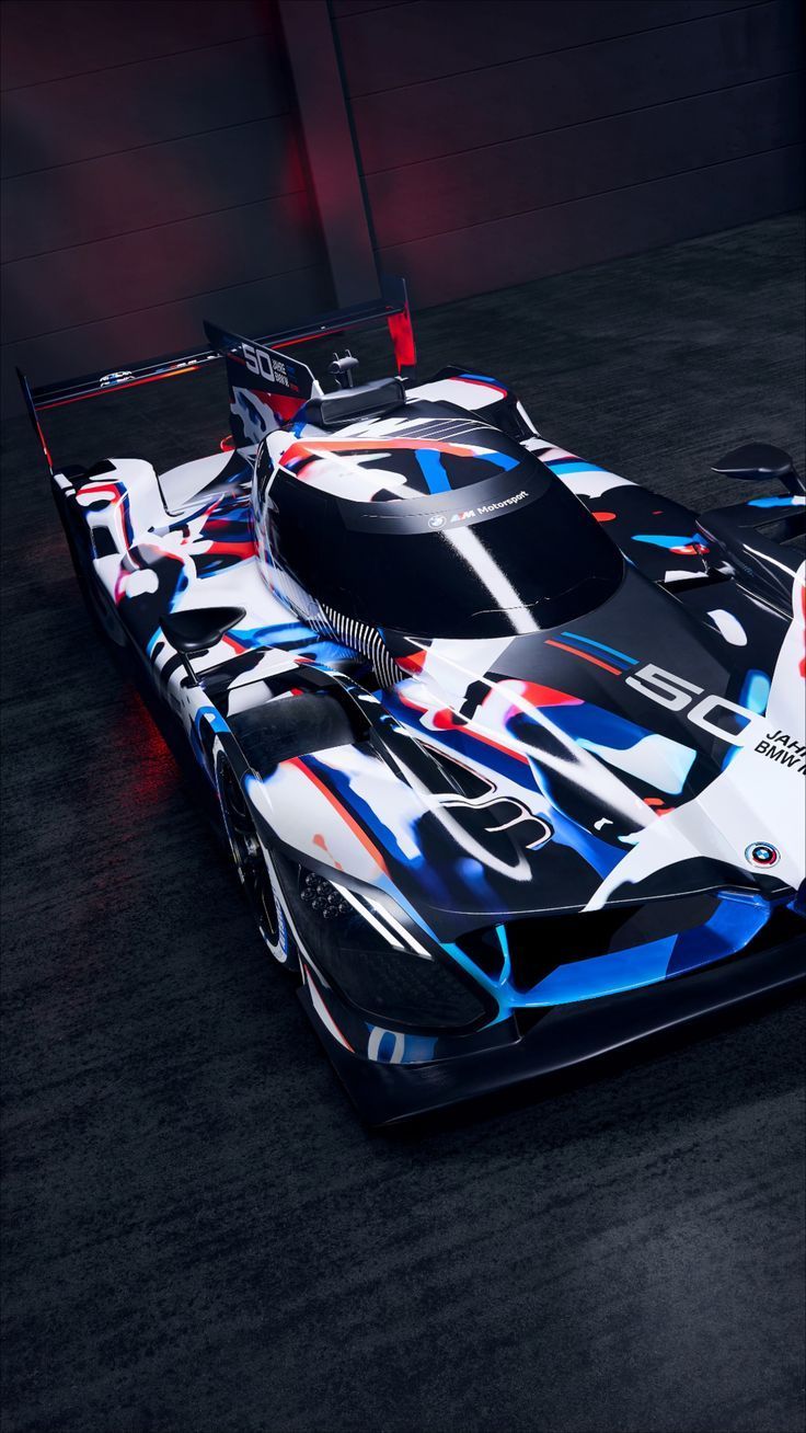 736x1308 BMW M Hybrid V8