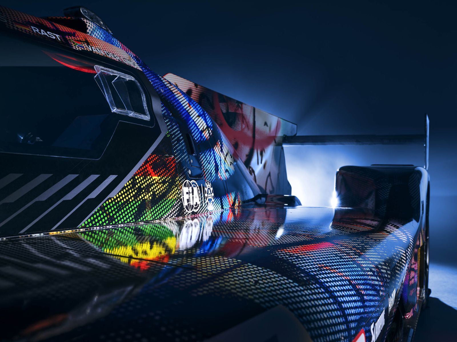 1600x1200 First image of BMW M Team WRT's BMW M Hybrid V8 ART CAR
