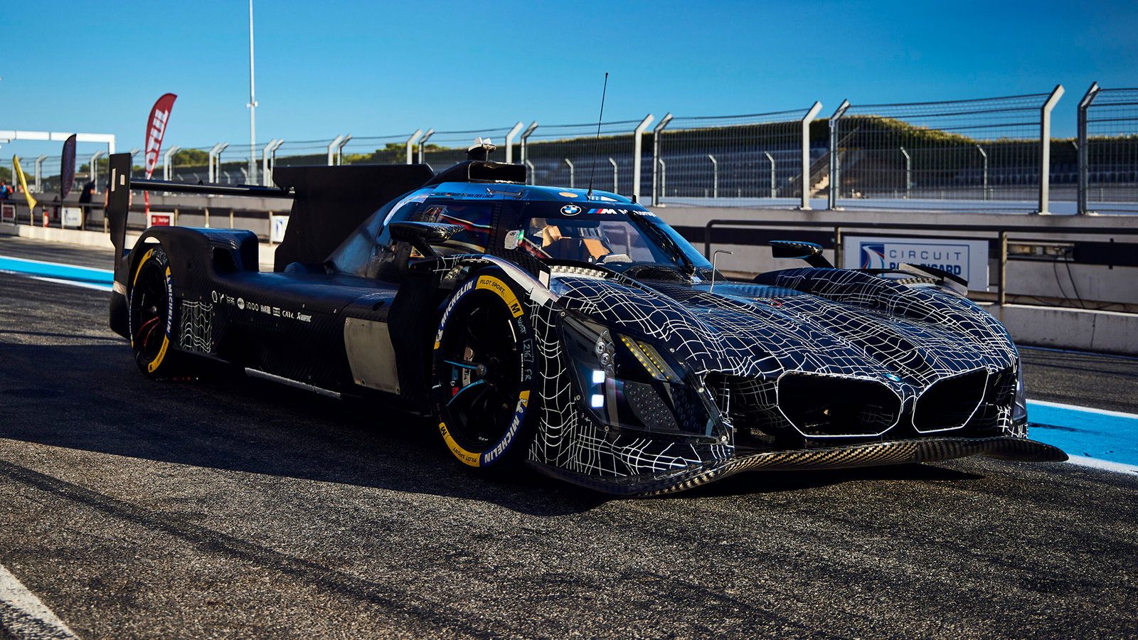 1600x900 BMW M Hybrid V8 Hypercar Has Something New In Common With M's Road Cars