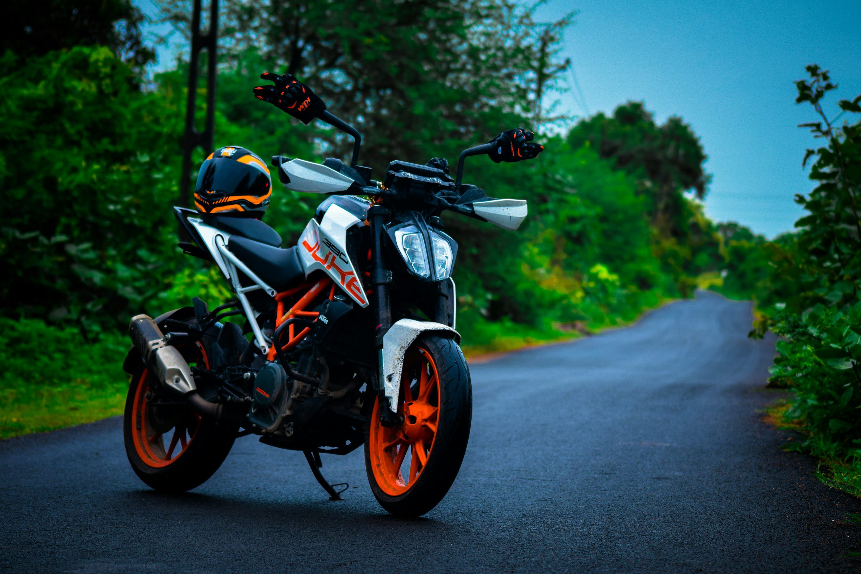 3000x2000 Duke 390 Picture. Download Free Image