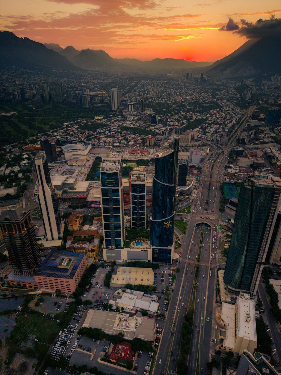 900x1200 Monterrey, Mexico