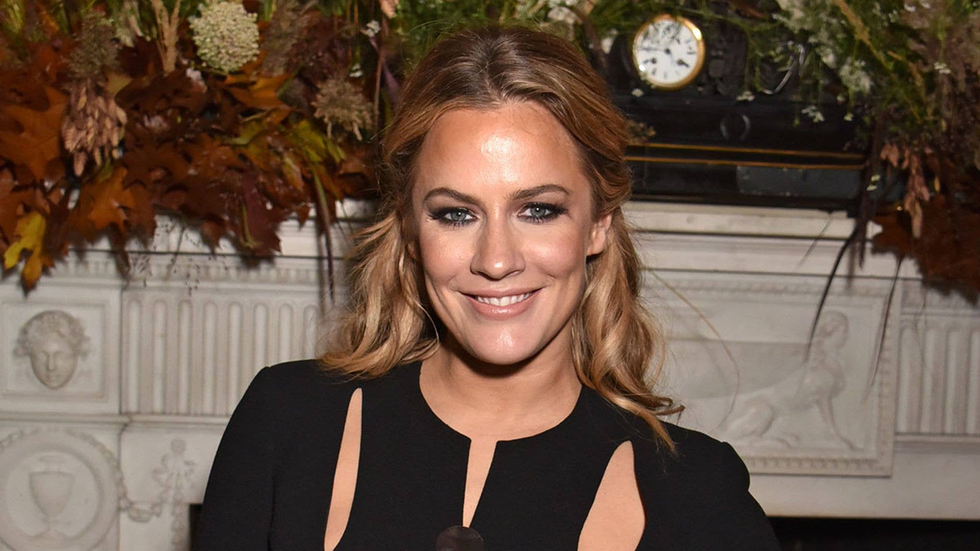 1920x1080 Caroline Flack teases first look at Love Island 2019 and we can't wait