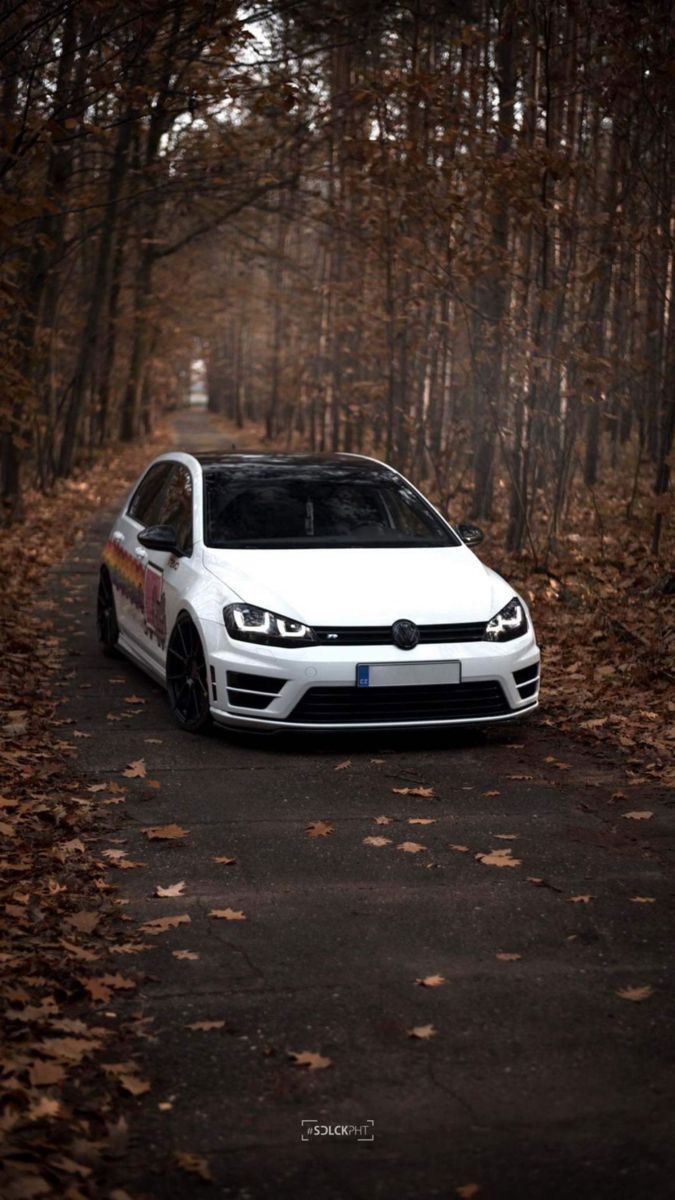 675x1200 Volkswagen Golf White Car Parked. Vw golf r32 wallpaper, Golf 7r wallpaper iphone, Vw golf gti wallpaper 4k