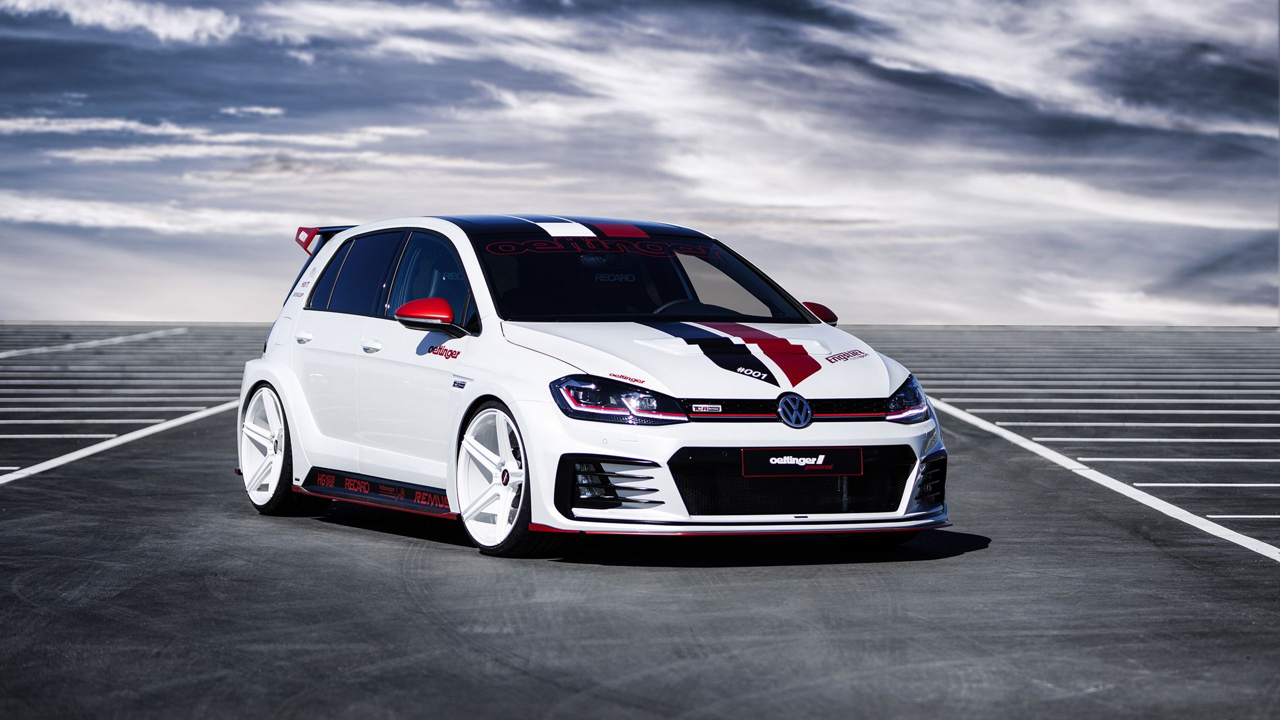 2560x1440 VW Golf GTI Wallpaper