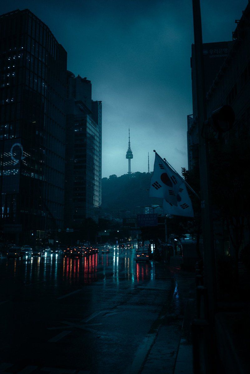 802x1200 A rainy day in seoul