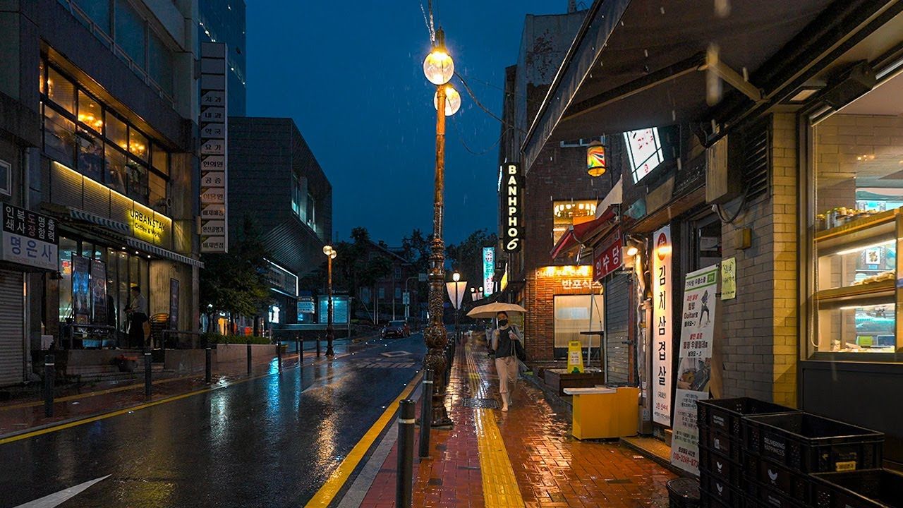 1280x720 Seoul Powerful Rainy Night Walk around Jeongdong Street. Umbrella Sounds 4K HDR
