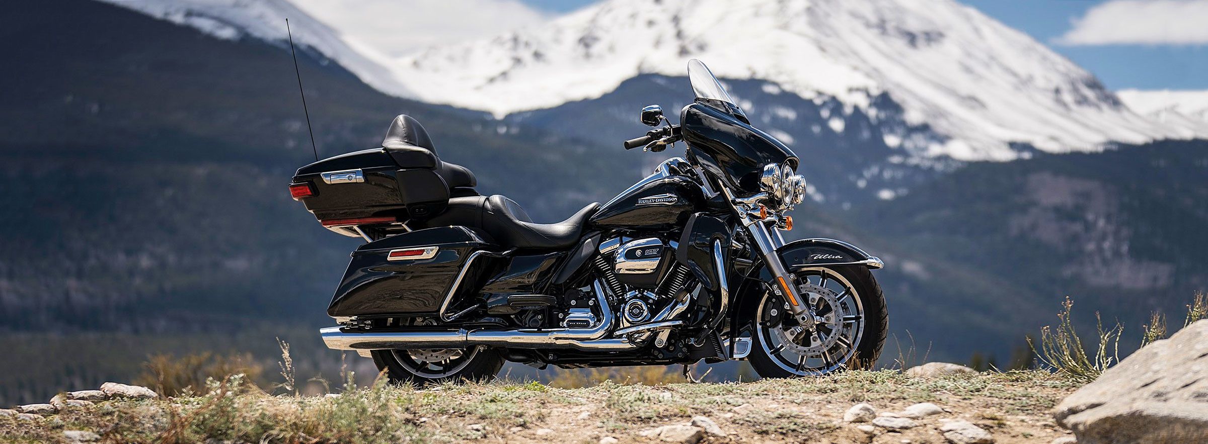 2400x883 Electra Glide® Ultra Classic®. High Stakes Harley Davidson®