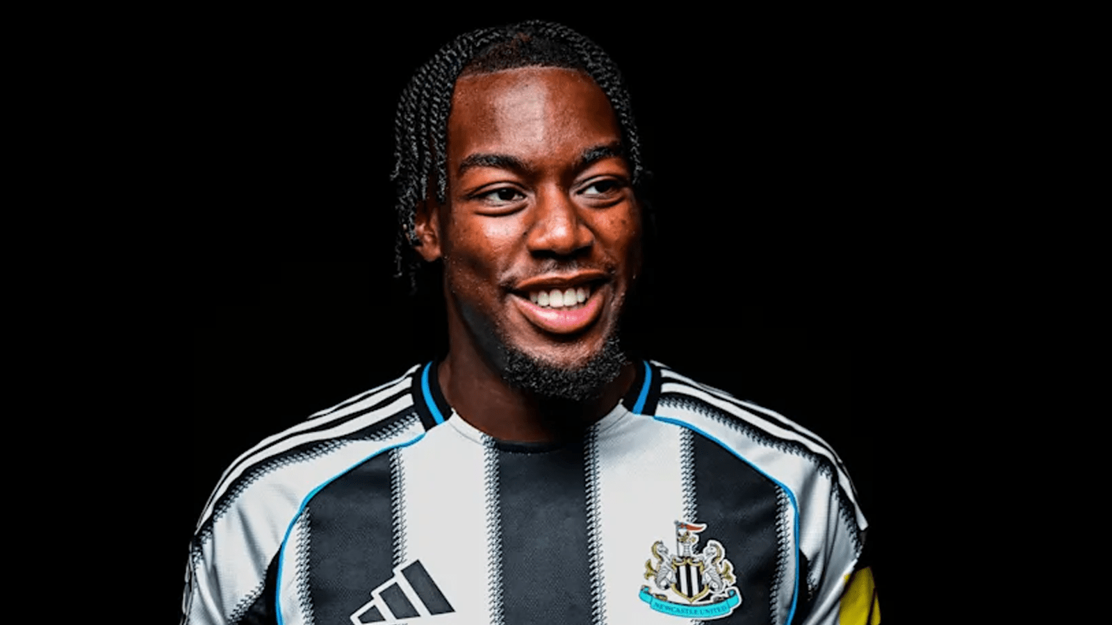 1600x900 Elanga joins Newcastle from Forest
