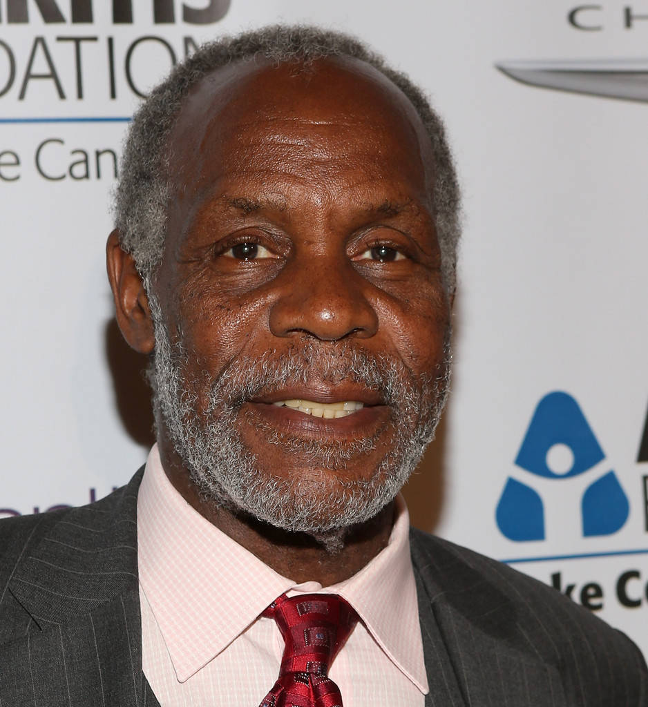 938x1024 Download Predator 2 Actor Danny Glover Wallpaper