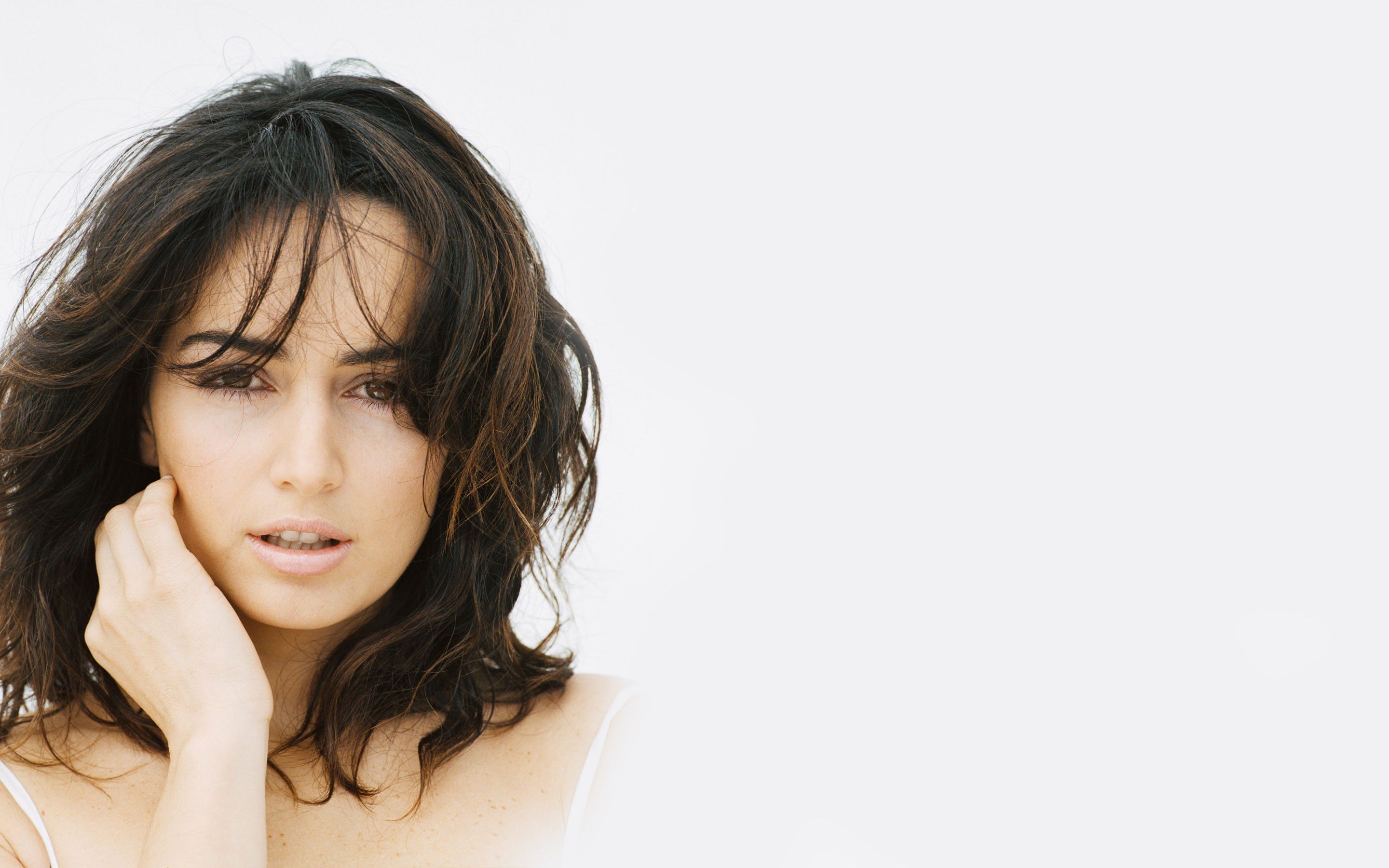 2880x1800 Ana de la Reguera: Stunning Mexican Actress HD Wallpaperx1800