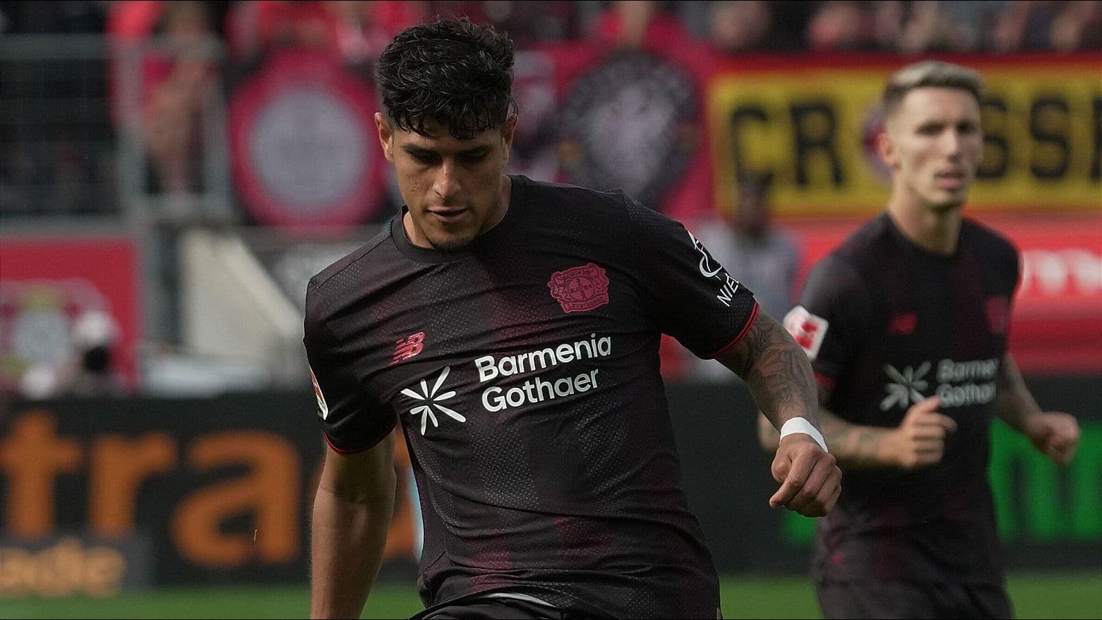 1600x900 Vodacom Soccer. News. Report: Arsenal push to sign Bayer Leverkusen star Piero Hincapie