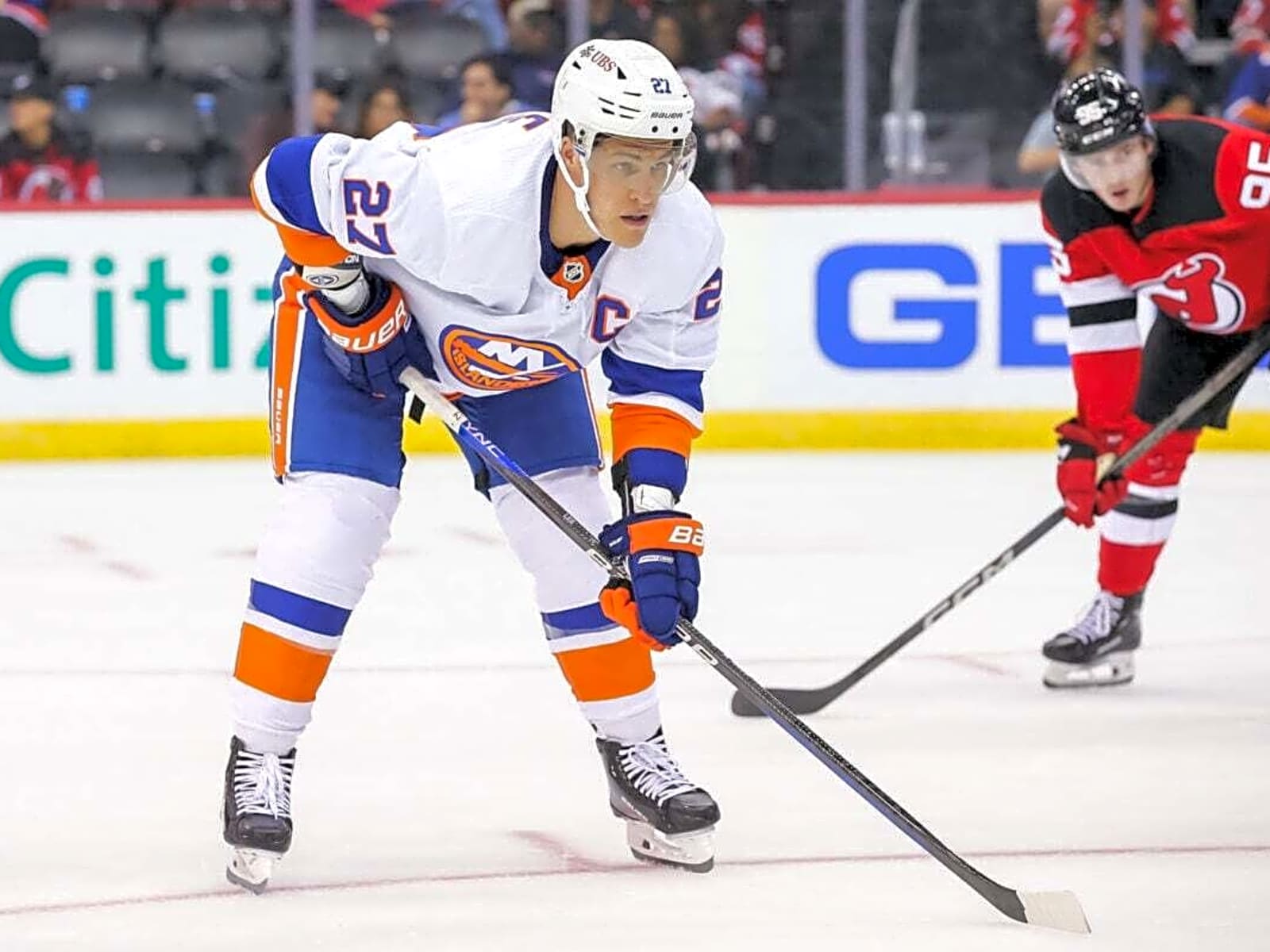 1600x1200 Anders Lee's Time With the Islanders Is Likely Coming to an End