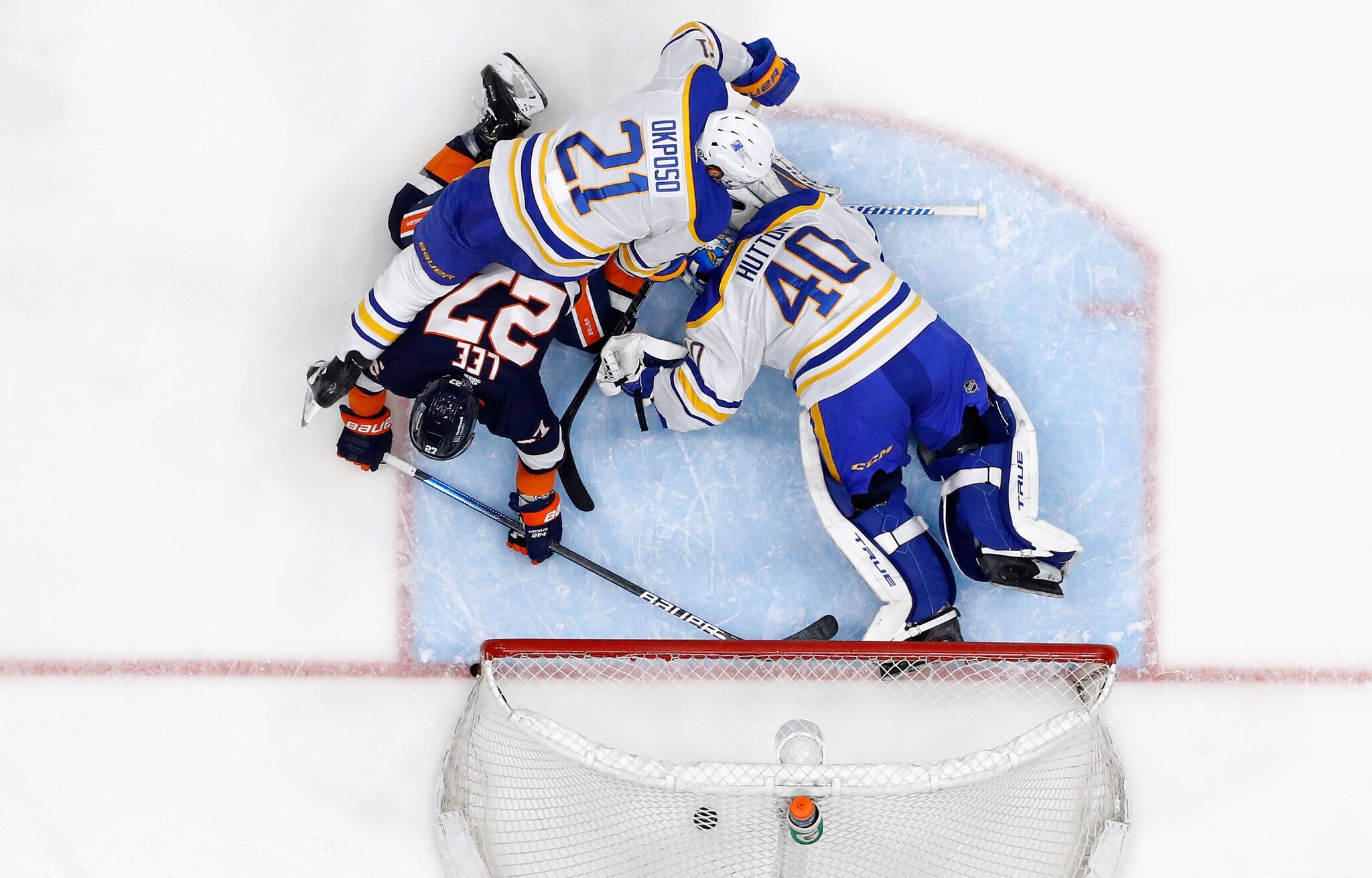 2048x1311 Islanders' Anders Lee Out for the Season With a Knee Injury