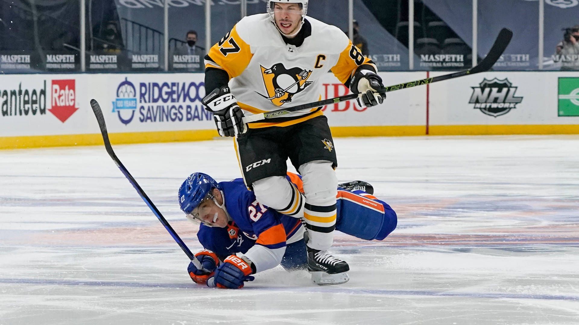 1920x1080 Anders Lee Colliding With Sidney Crosby Wallpaper