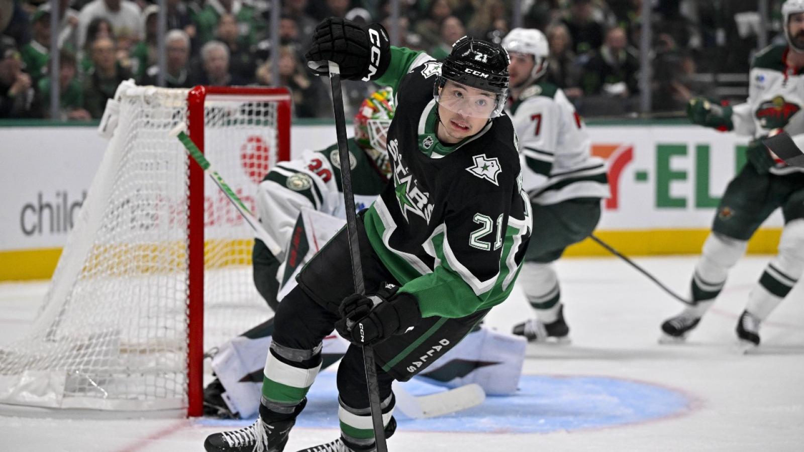 1600x900 Anders Lee Contract, Cap Hit, Salary and Stats
