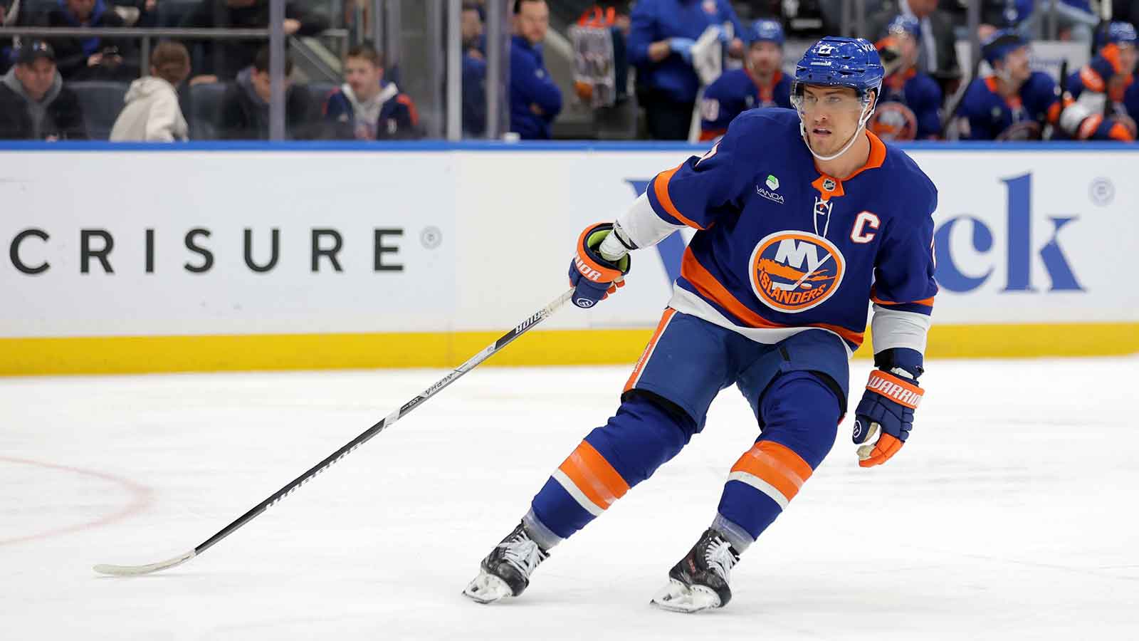 1600x900 Islanders News: Anders Lee Credits Teammates After 4 Point Night Vs. Ducks