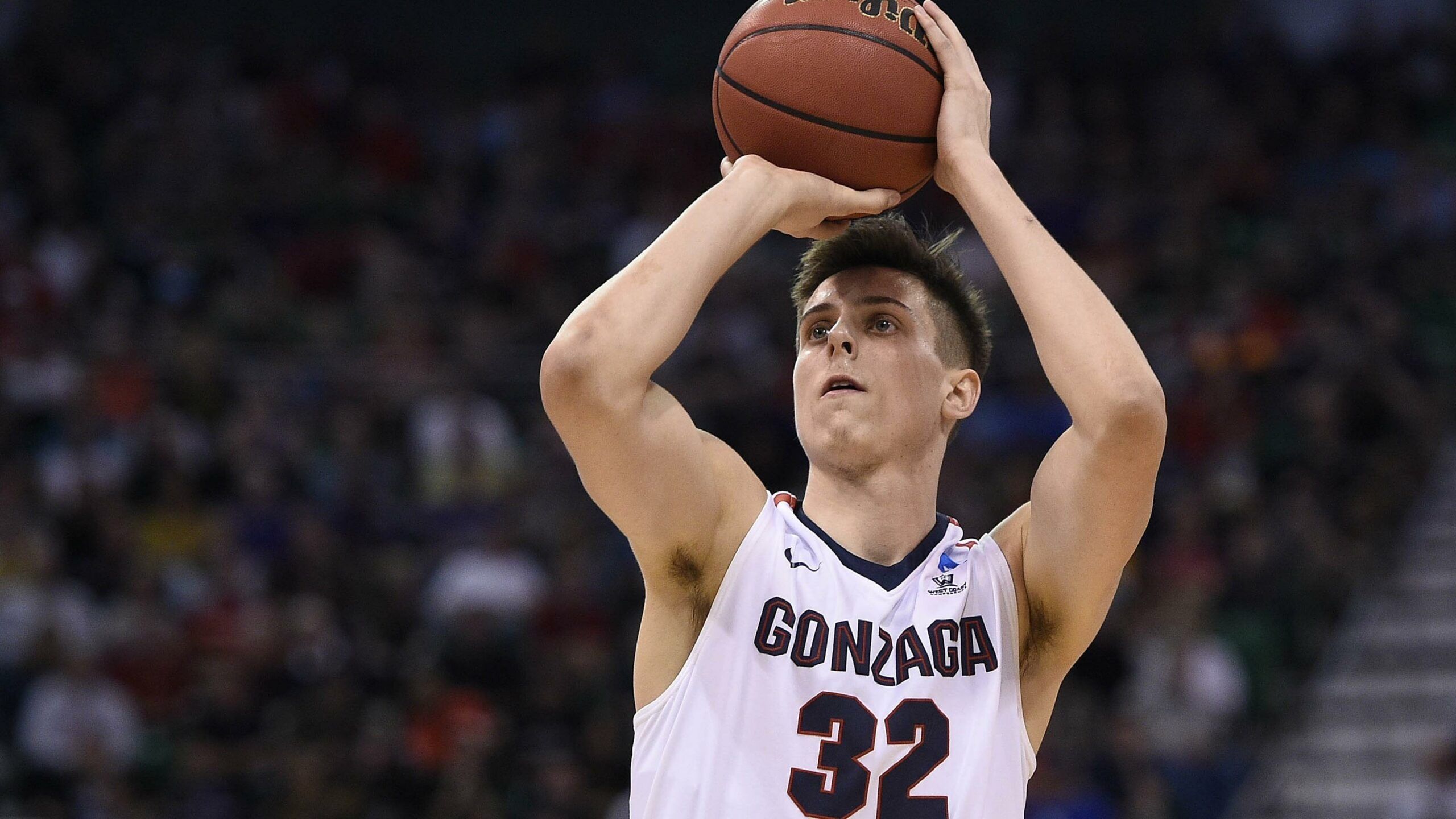 2560x1440 Gonzaga's Zach Collins quickly shapes up as NBA prospect
