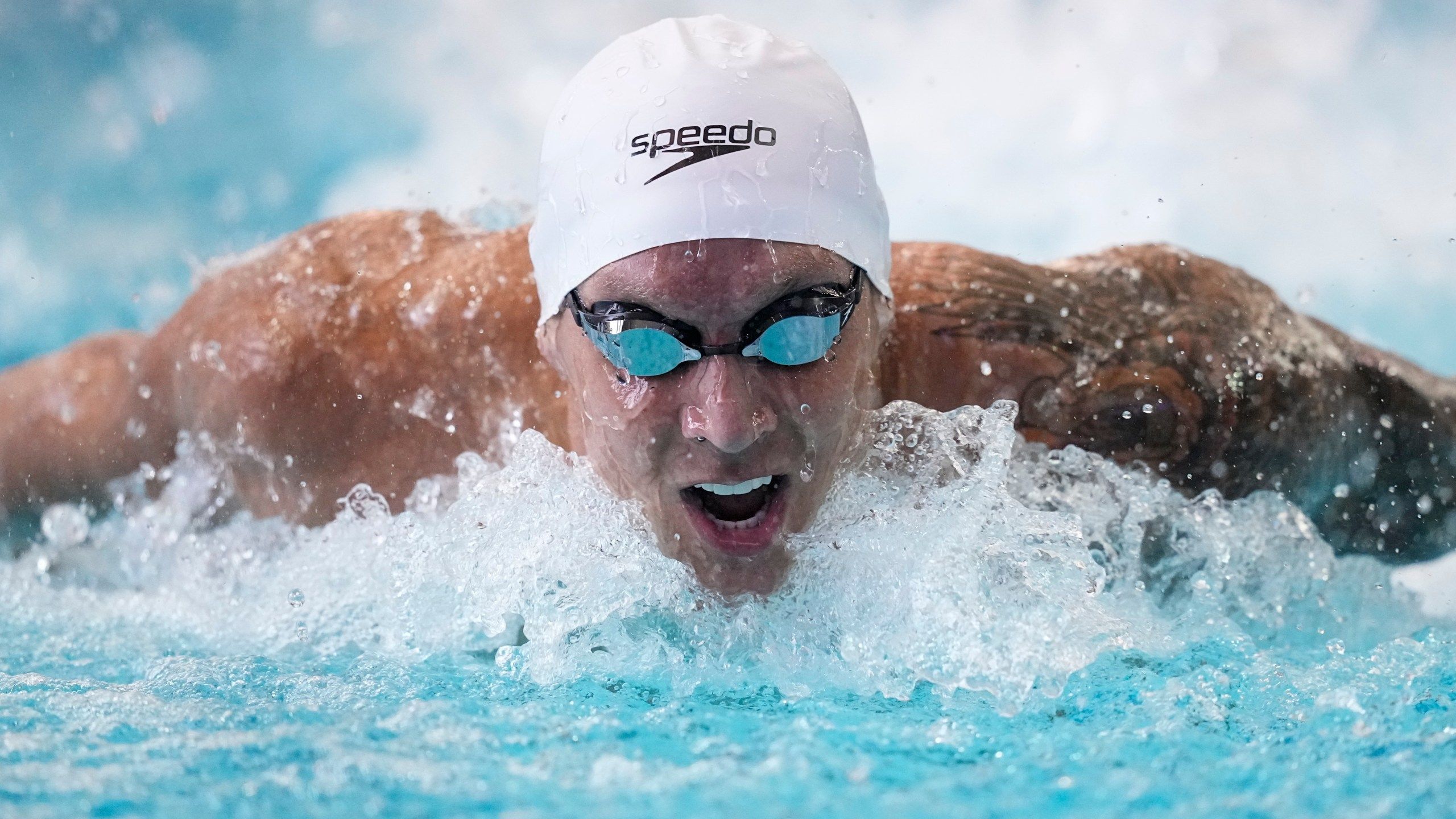 2560x1440 Tokyo Olympic star Caeleb Dressel makes his debut at US swim trials, advancing in the 100 free. FOX 5 San Diego & KUSI News