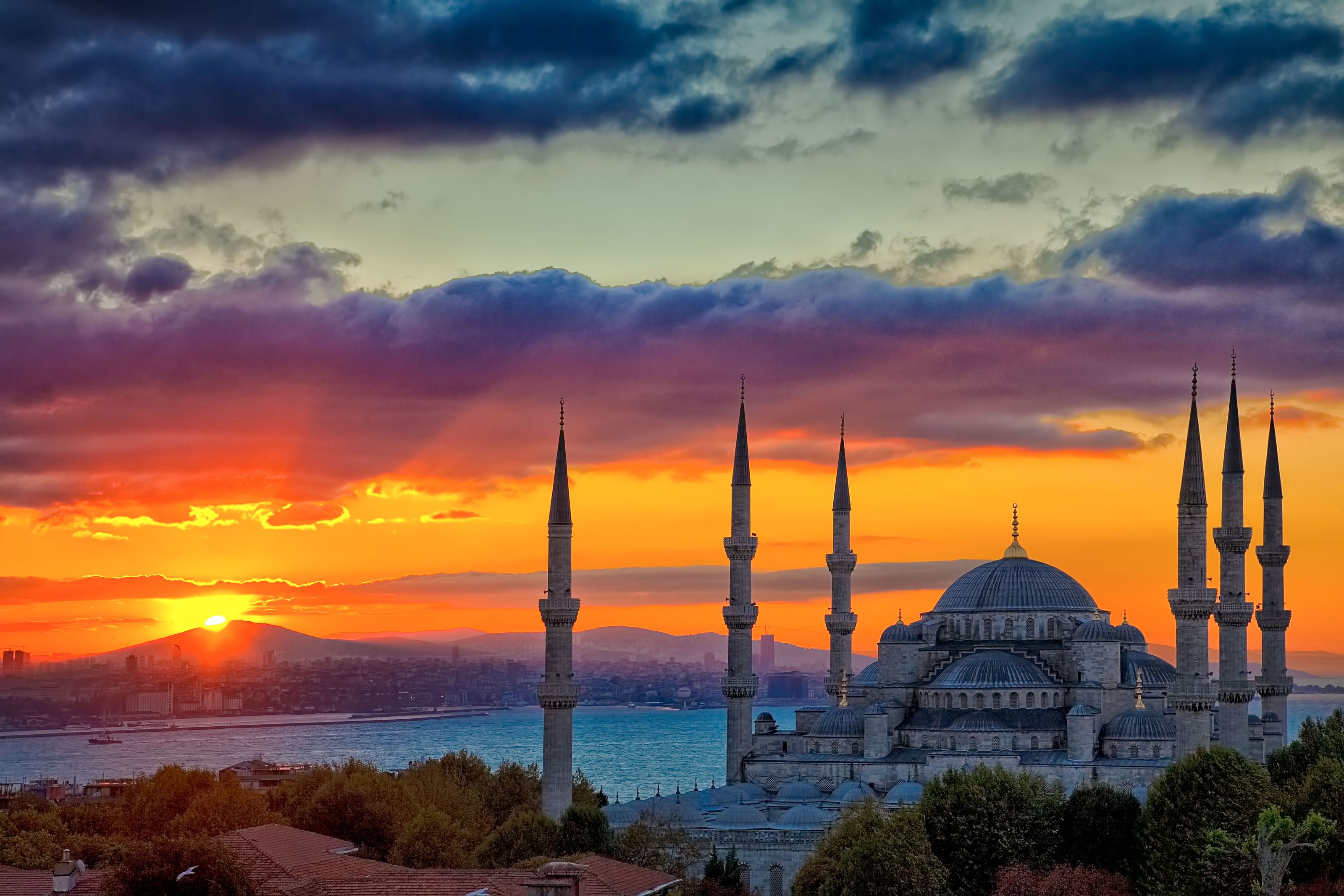 3200x2133 The Blue Mosque at Sunrise, Istanbul, Turkey Wall Mural