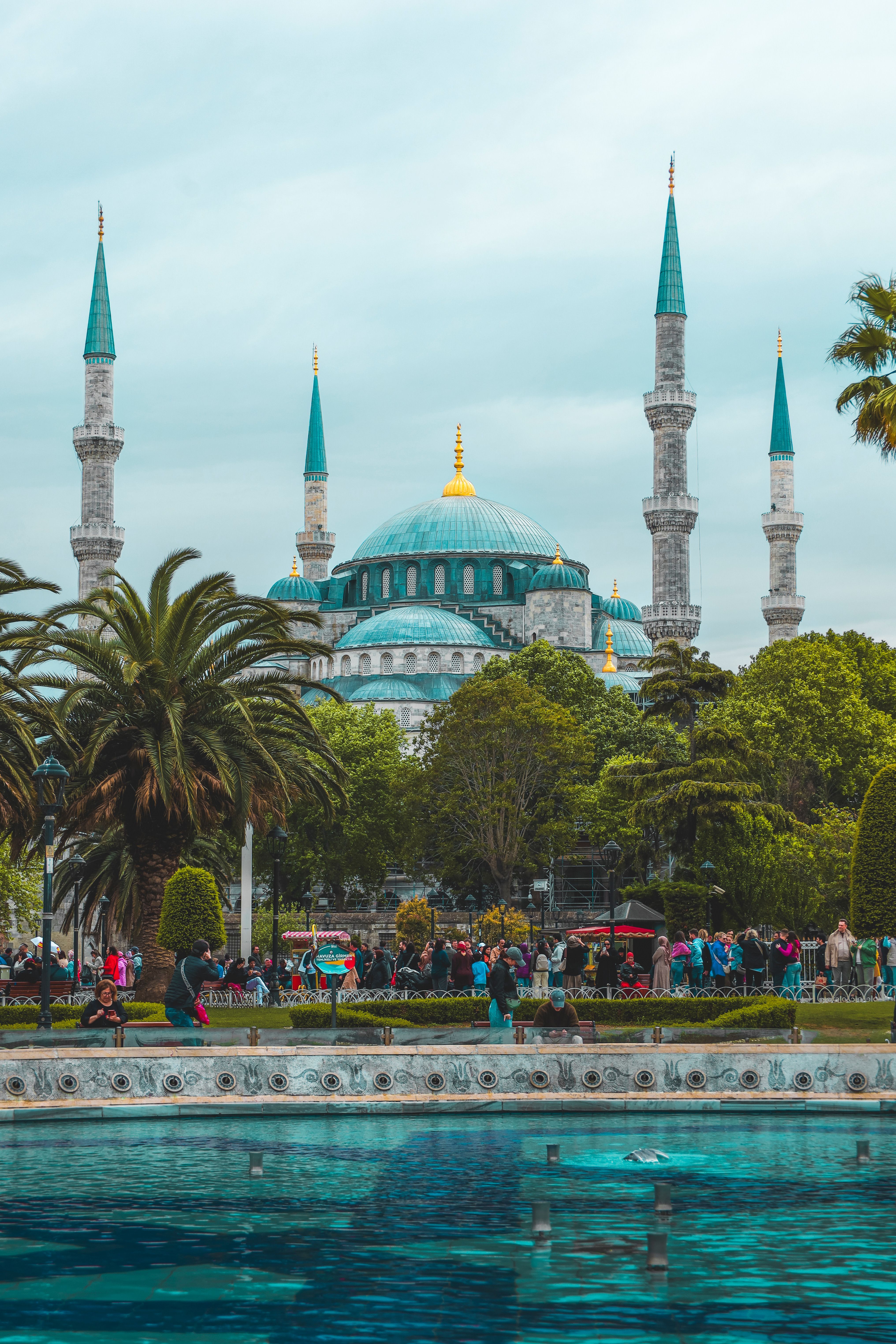 4065x6097 The blue mosque in istanbul, turkey · Free