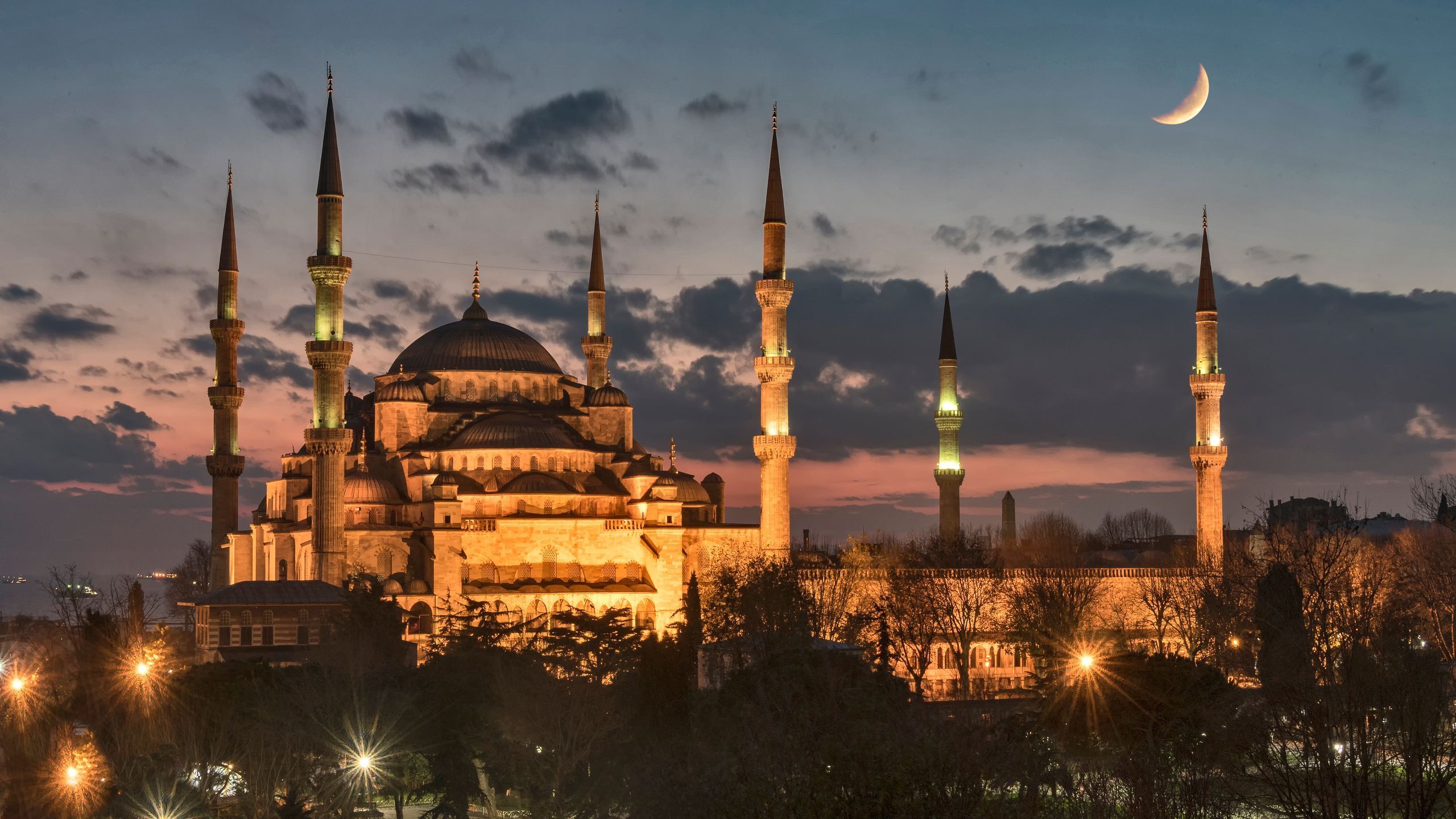 2560x1440 The Blue Mosque in Istanbul: Everything You Need To Know About Turkey's Iconic Landmark. AD Middle East
