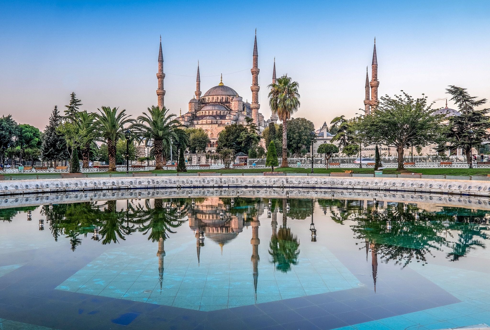 2048x1379 Sultan Ahmed Mosque Istanbul HD Wallpaper