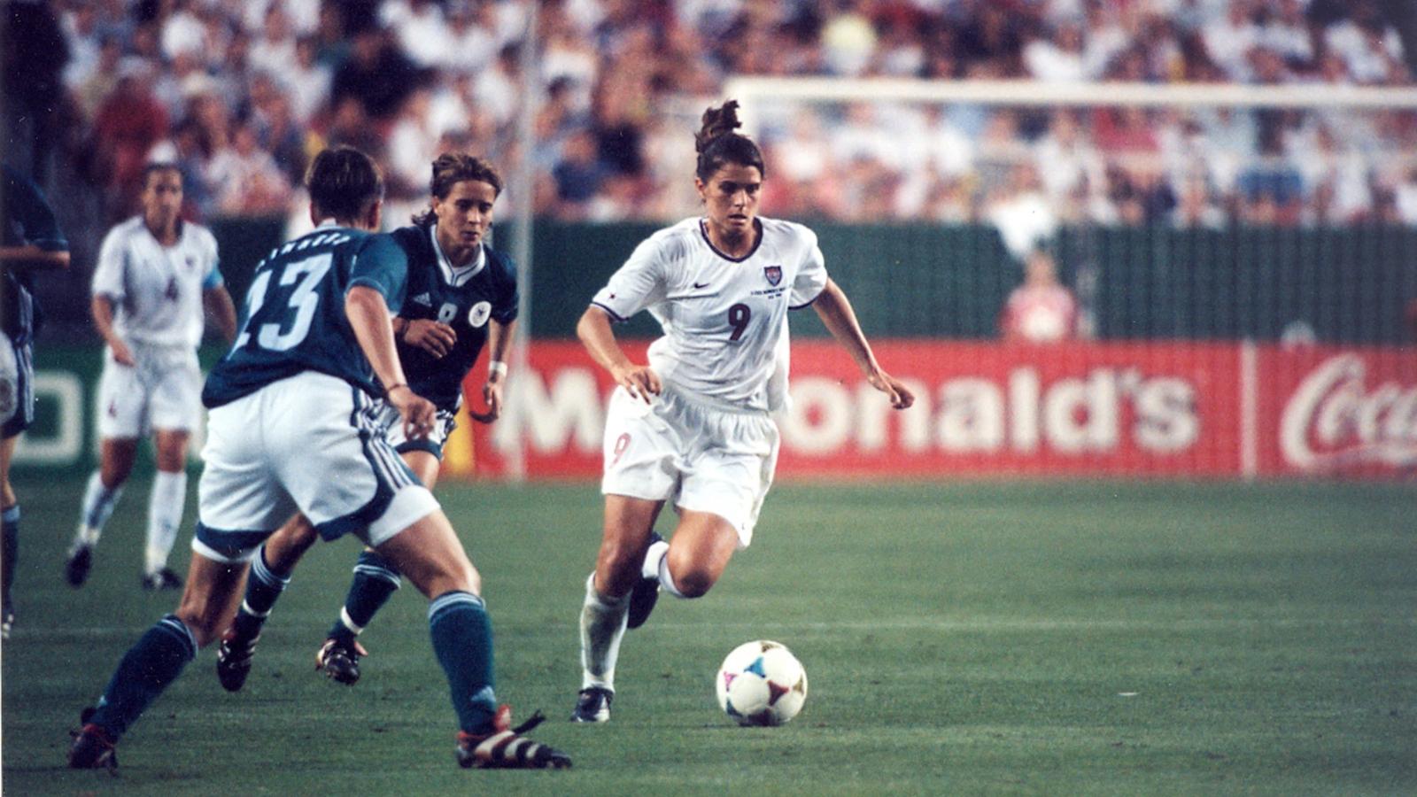 1600x900 Mia Hamm Inducted Into Washington DC Sports Hall Of Fame Heel Times 4 2025