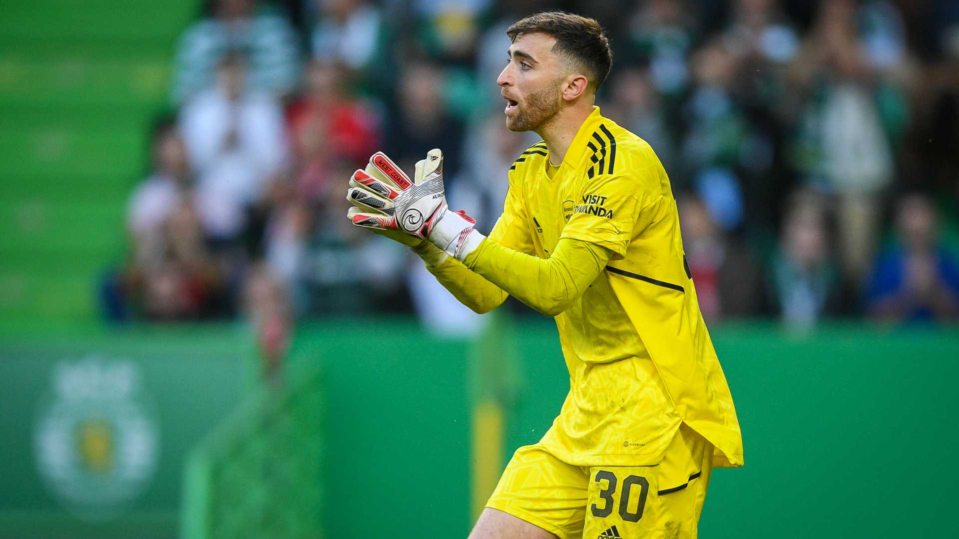 1920x1080 Arsenal defenders 'can't trust' Matt Turner as legend Martin Keown hits out at goalkeeper's mistakes in Europa League