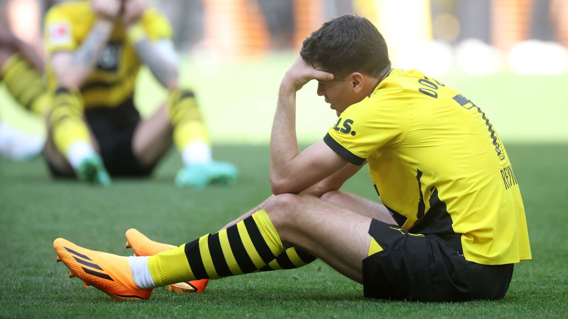 1920x1080 USMNT's Gio Reyna apologises to fans after Borussia Dortmund gift Bundesliga title to Bayern Munich