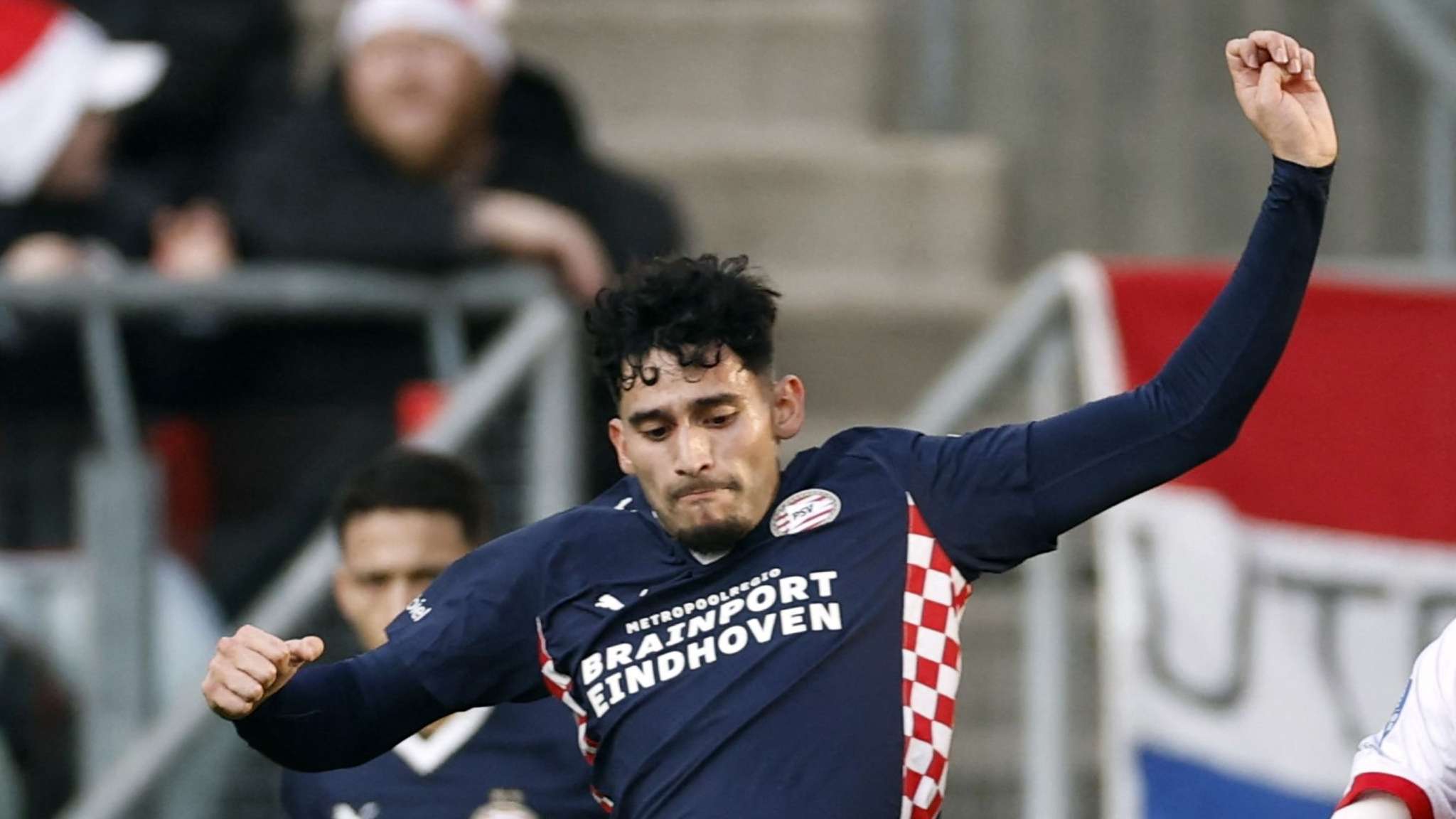 2048x1152 USMNT's Ricardo Pepi Scores Stunning Stoppage Time Goal In Injury Return For PSV. Goal.com US