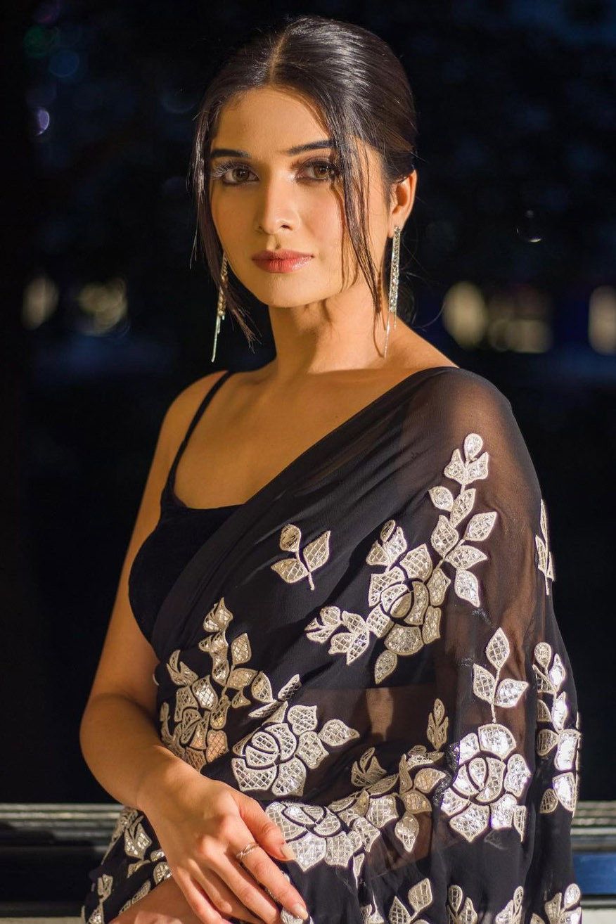 876x1314 Bhavika Sharma Image