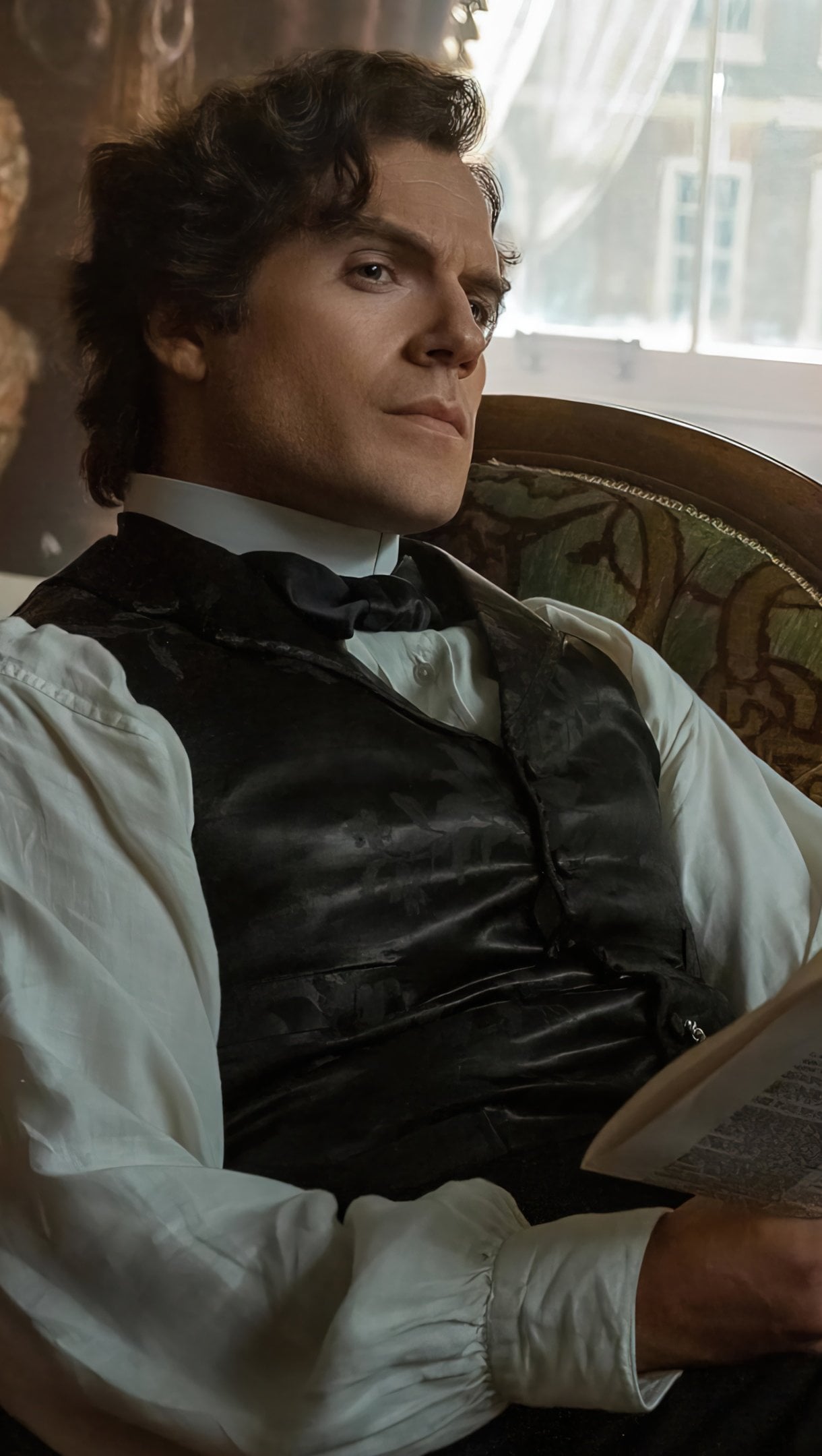 1220x2160 Henry Cavill in Enola Holmes 2 Wallpaper 4K for iPhone and Mobile Phone