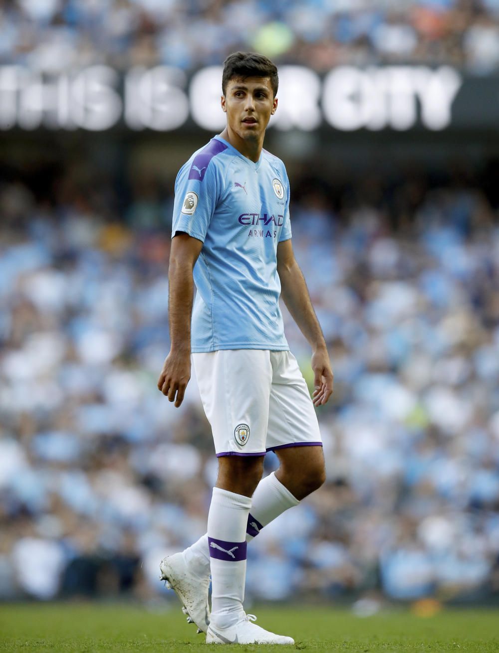 1000x1310 Rodri Man City Wallpaper