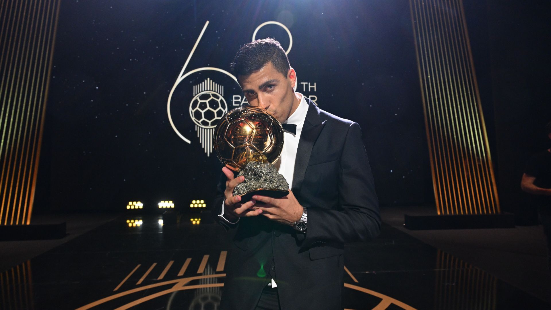 1920x1080 Rodrigo Hernández to be honoured at the Estadio de la Cerámica Oficial del Villarreal CF